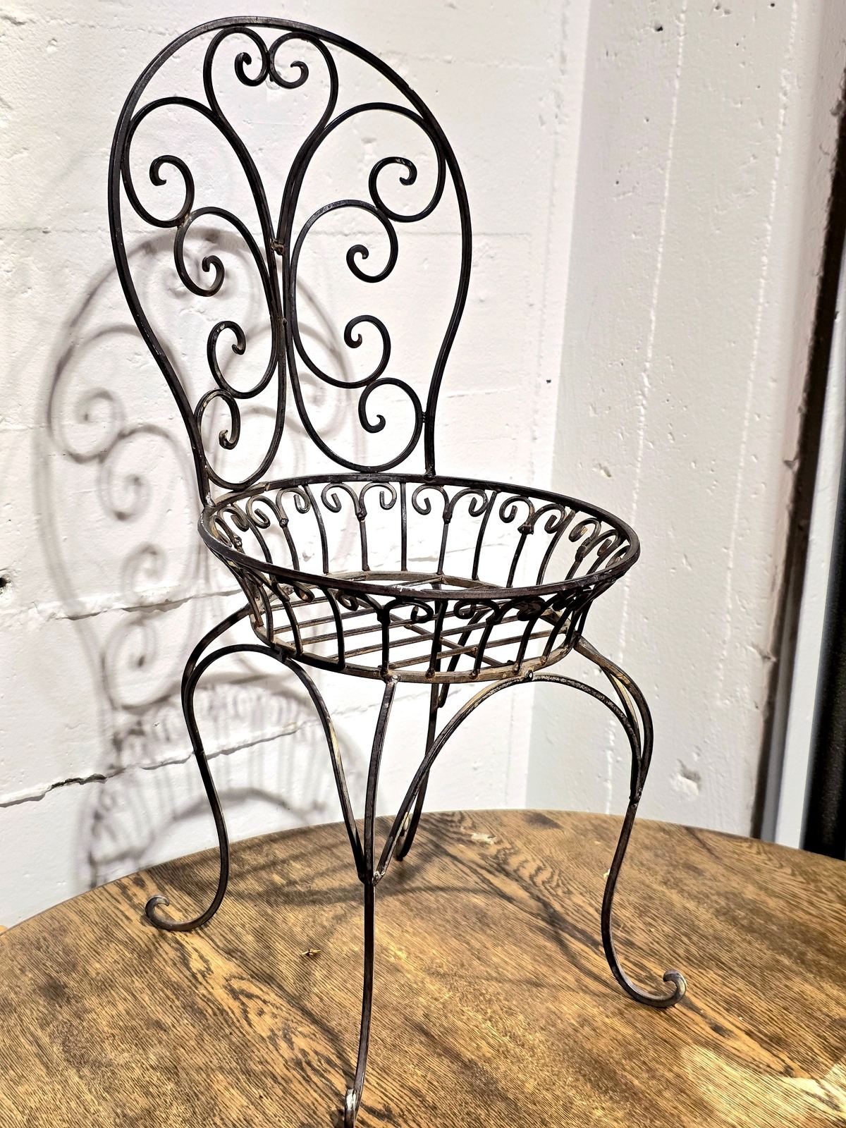 Vintage Wrought Iron Garden Plant Holder Chairs
