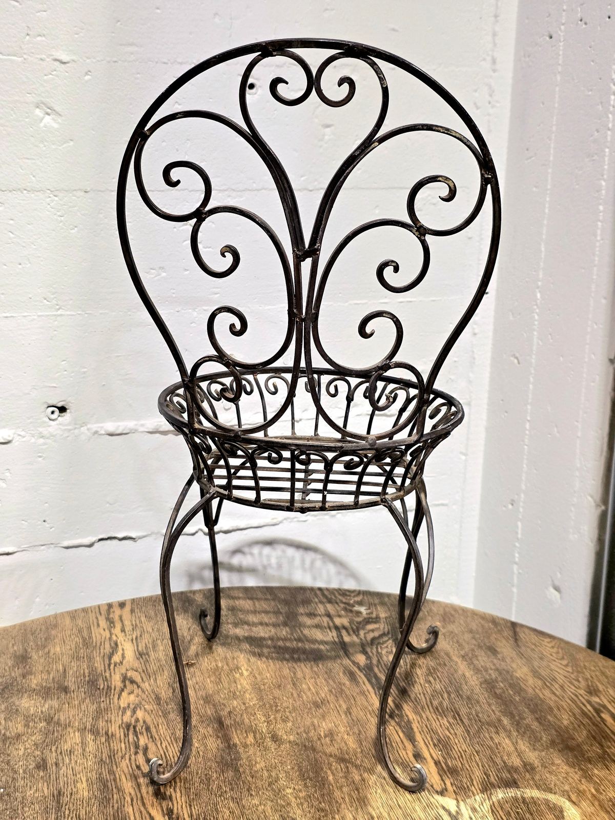 Vintage Wrought Iron Garden Plant Holder Chairs