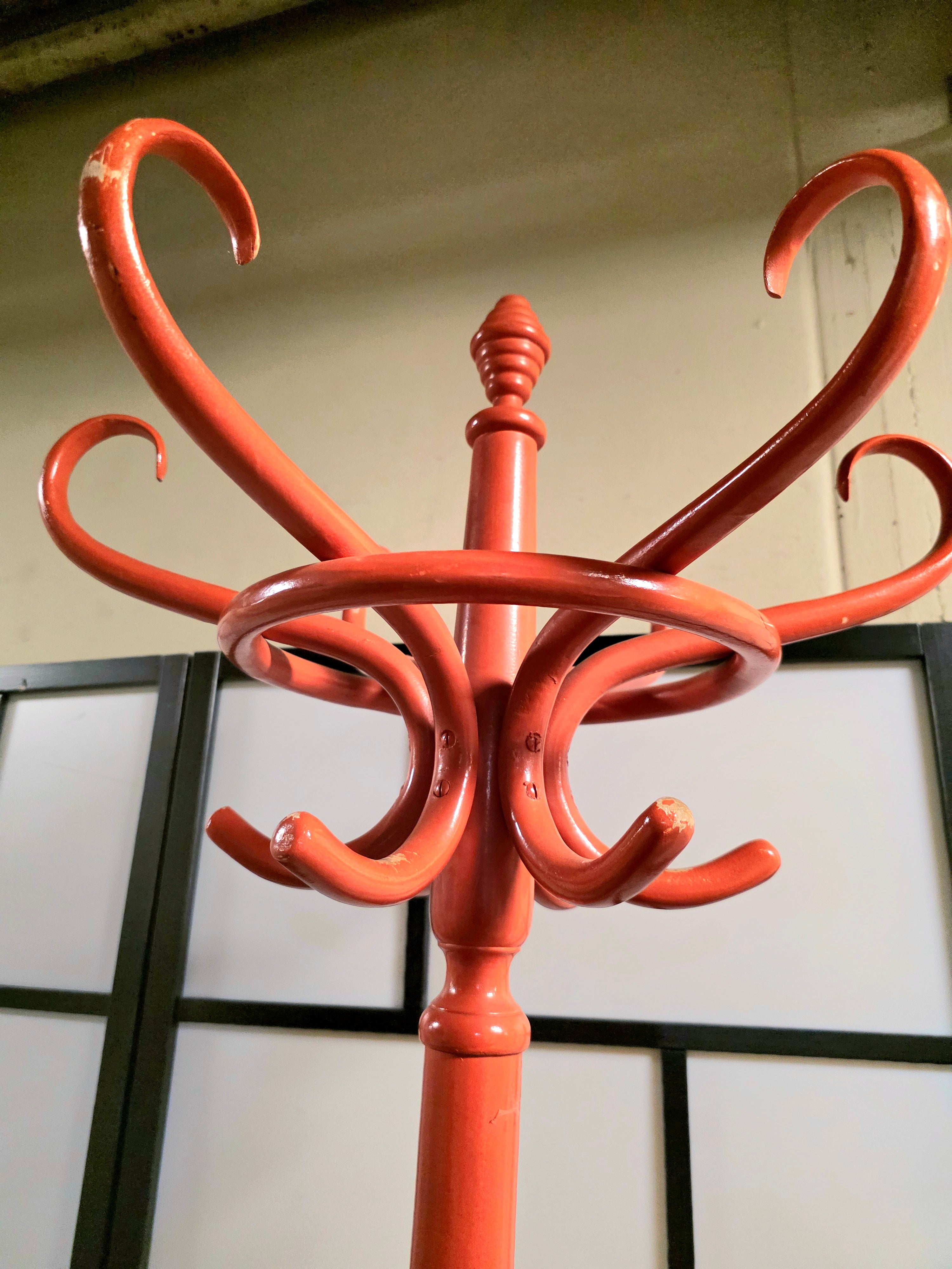 Coat stand