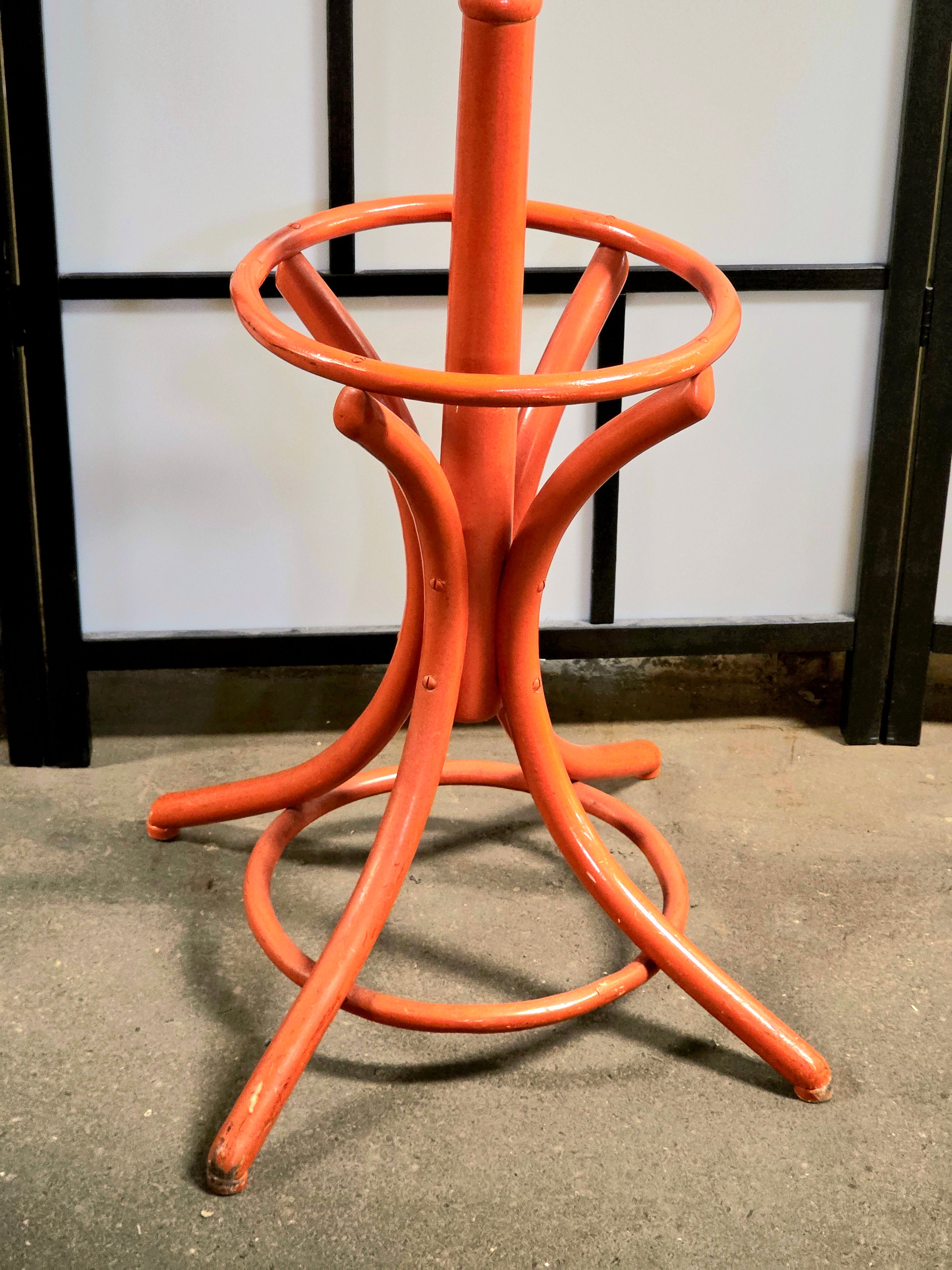 Coat stand
