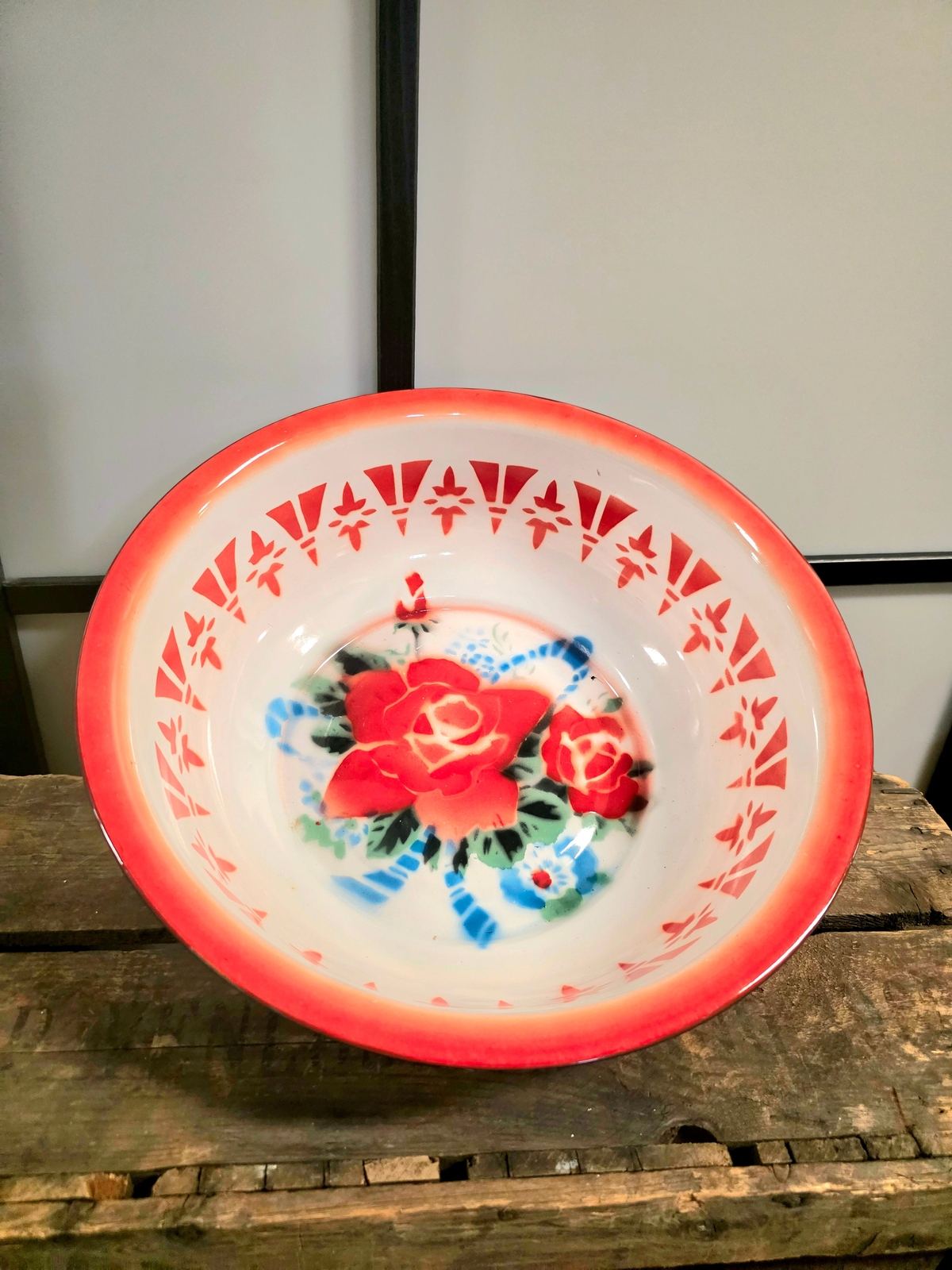 Vintage Big Enamel Wash Basin / Bowl