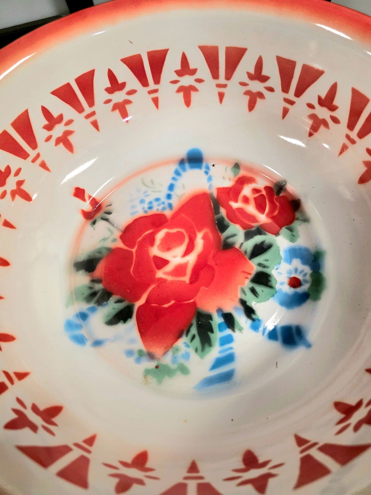 Vintage Big Enamel Wash Basin / Bowl