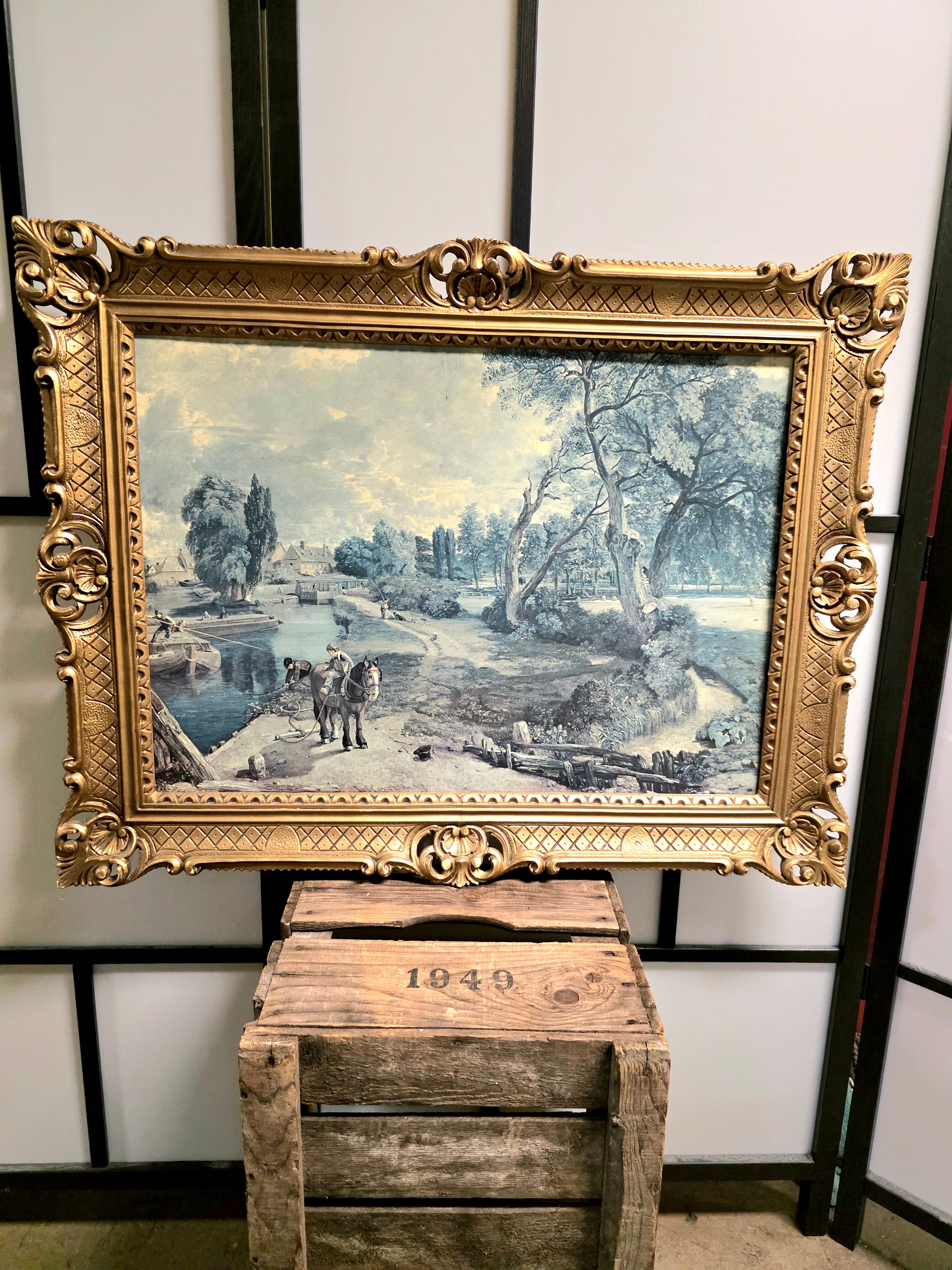 Gold frame pic
