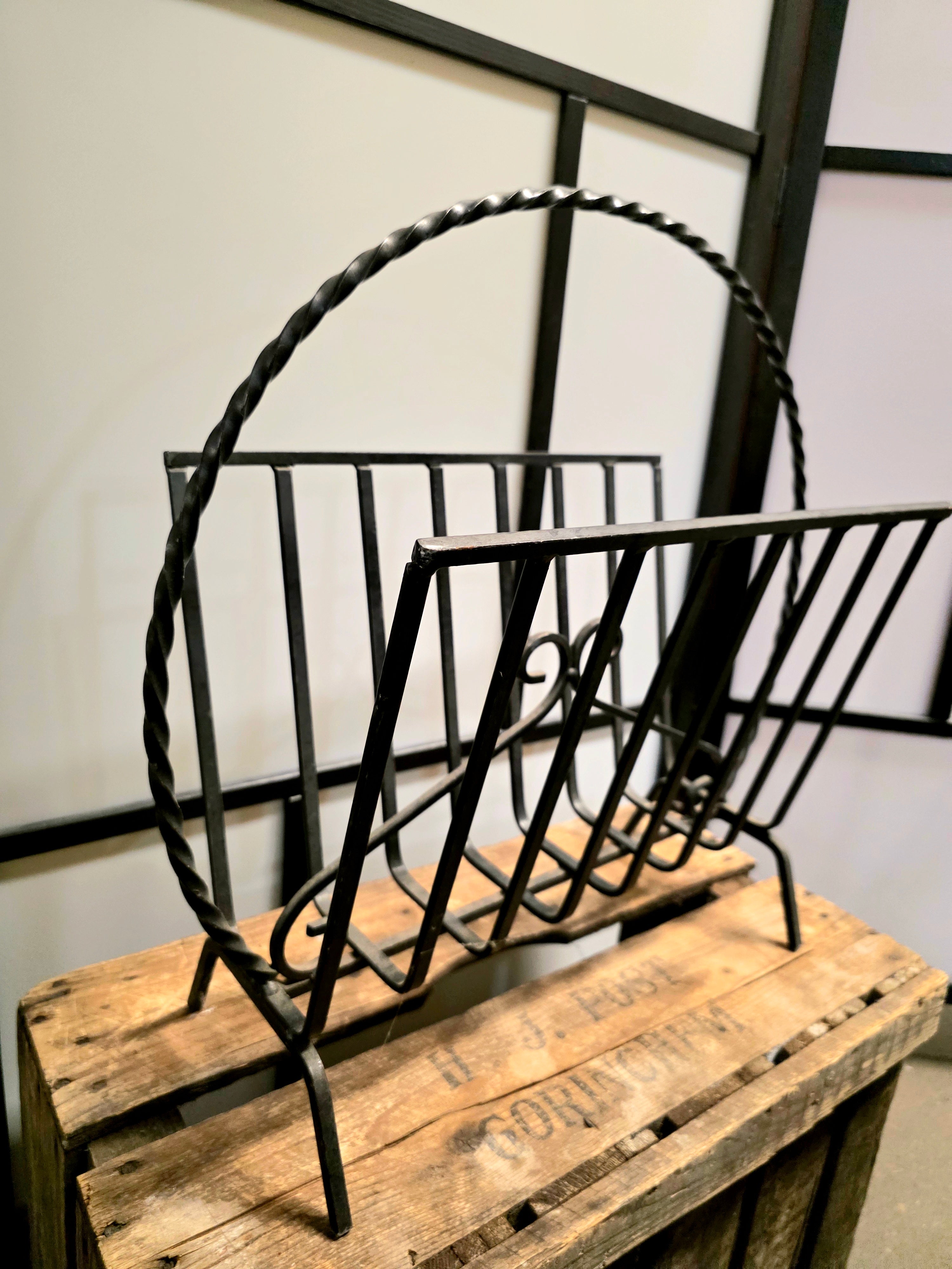 Magazine rack