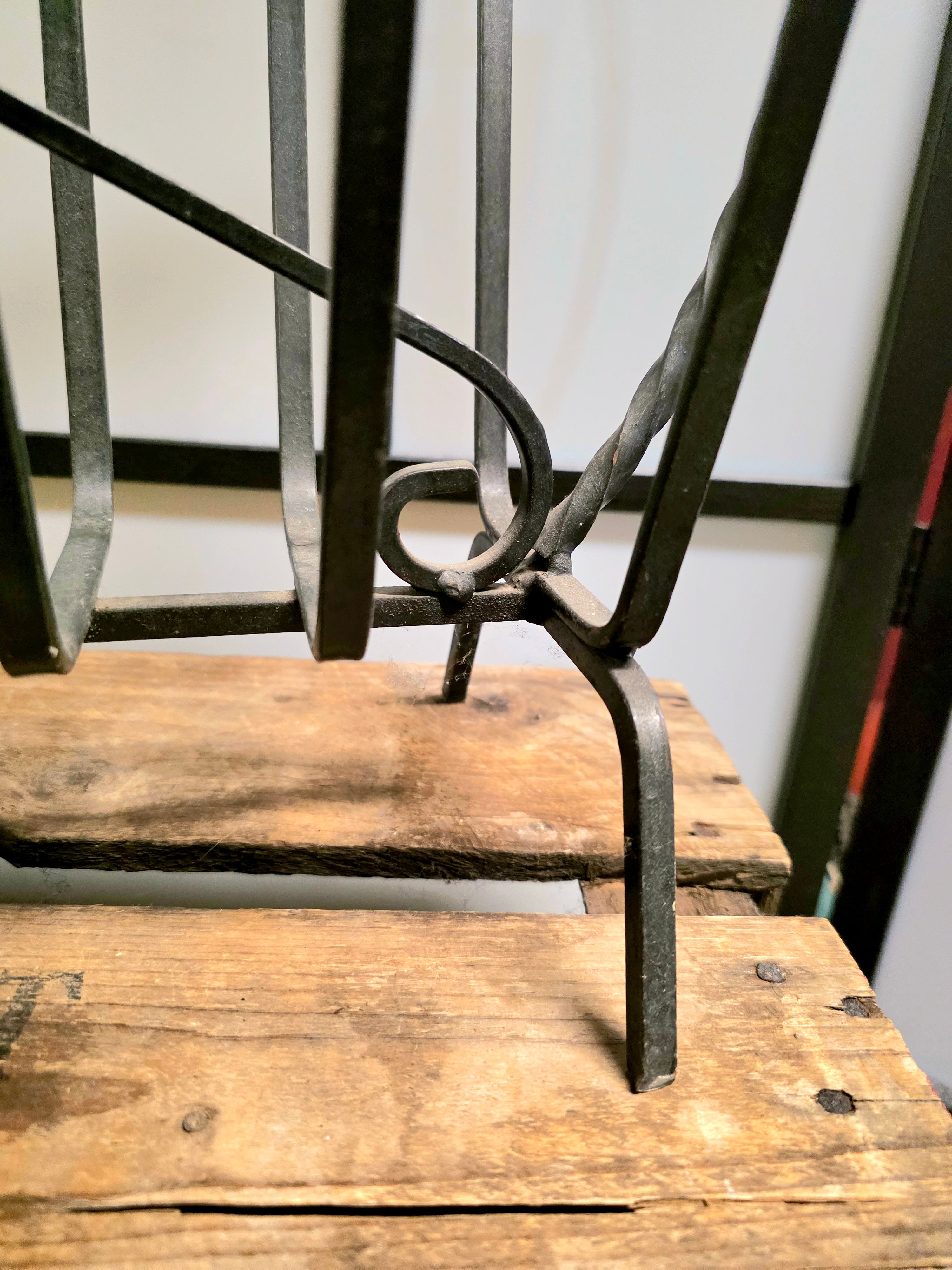 Magazine rack