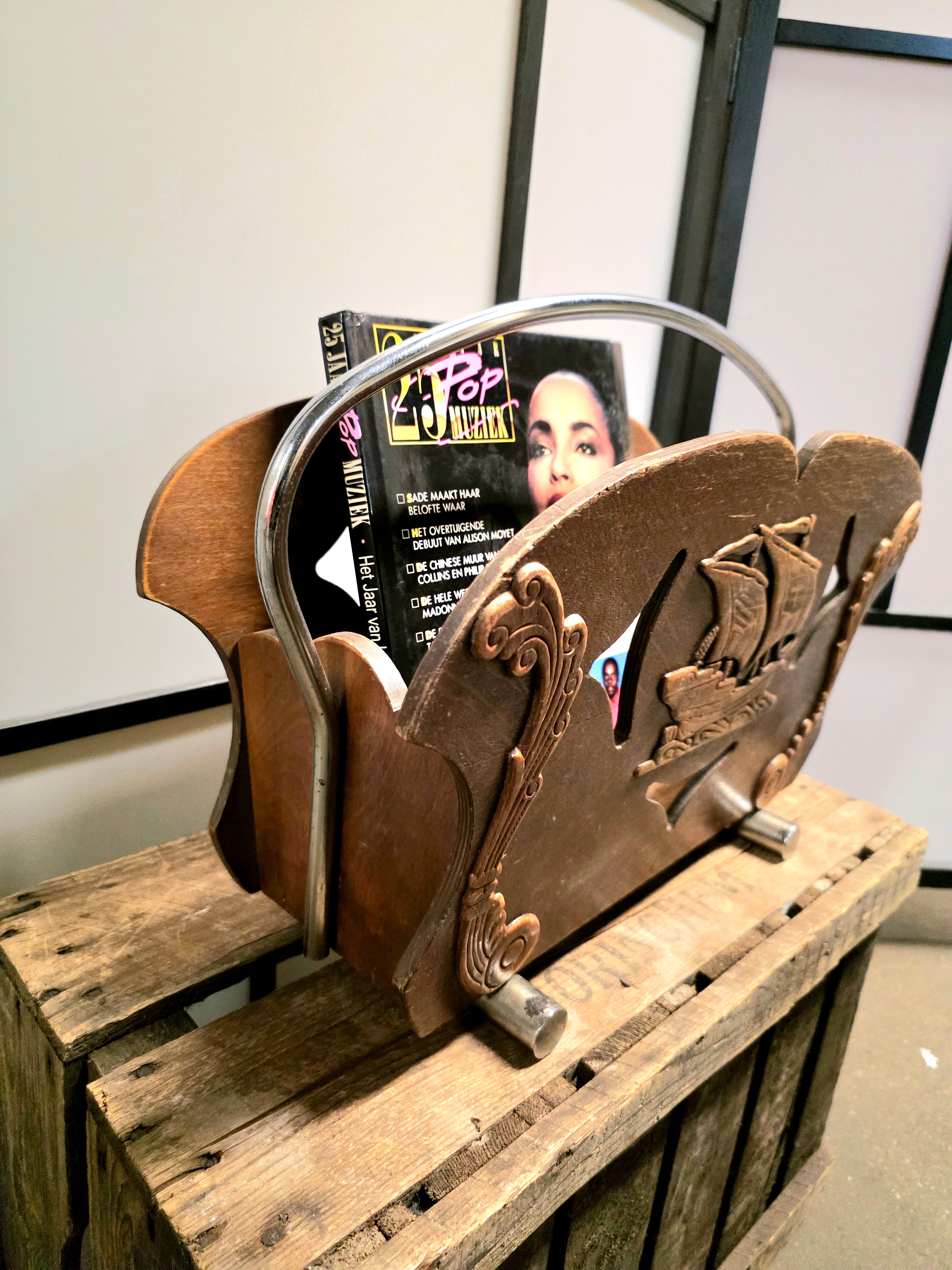 Magazine rack
