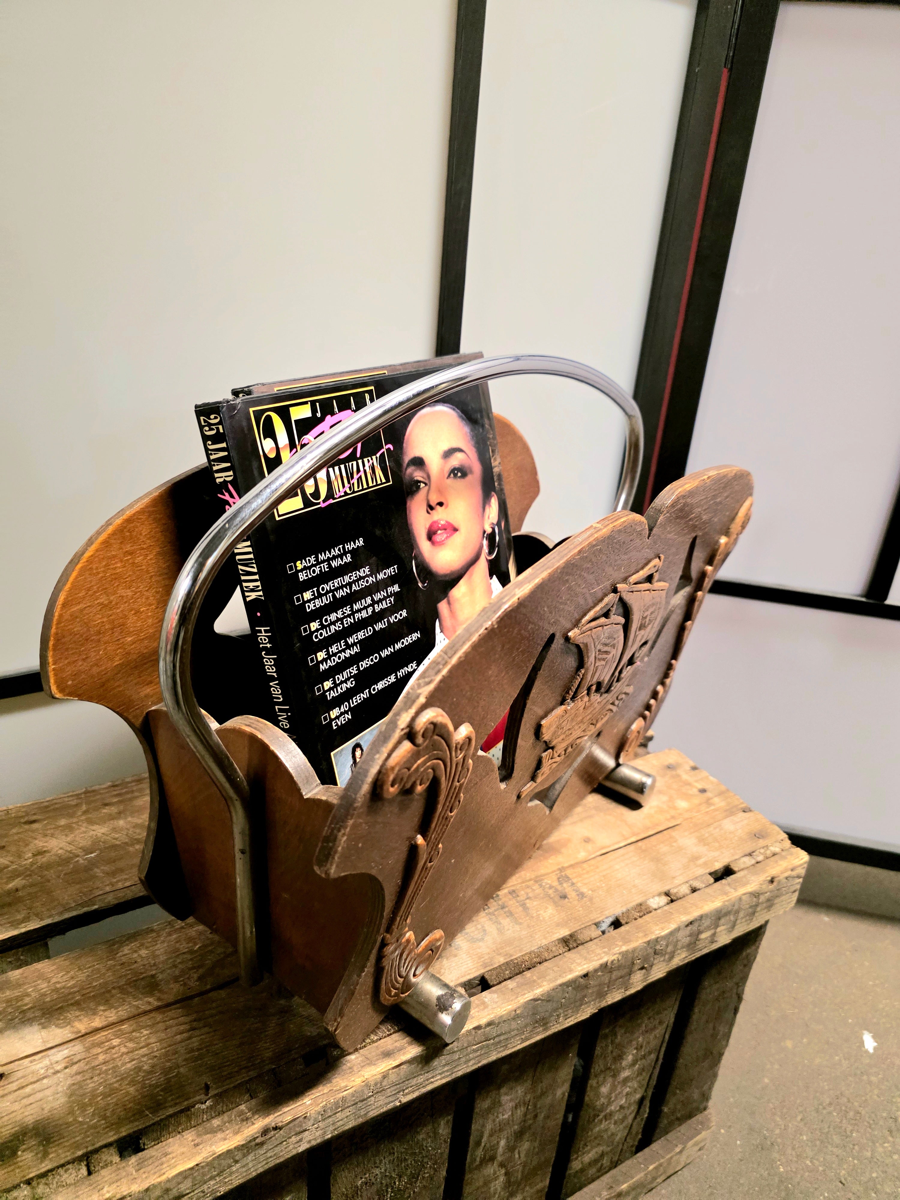 Magazine rack