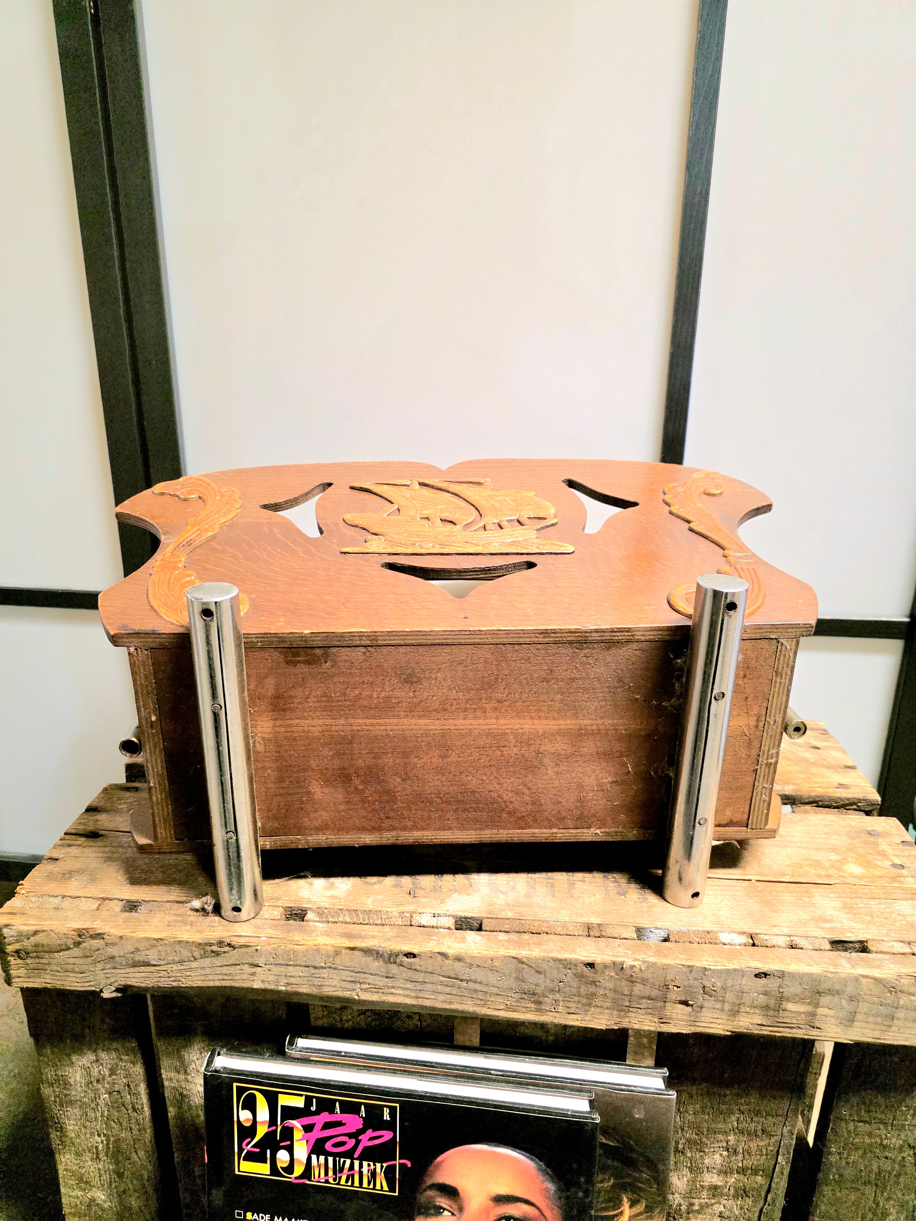 Magazine rack