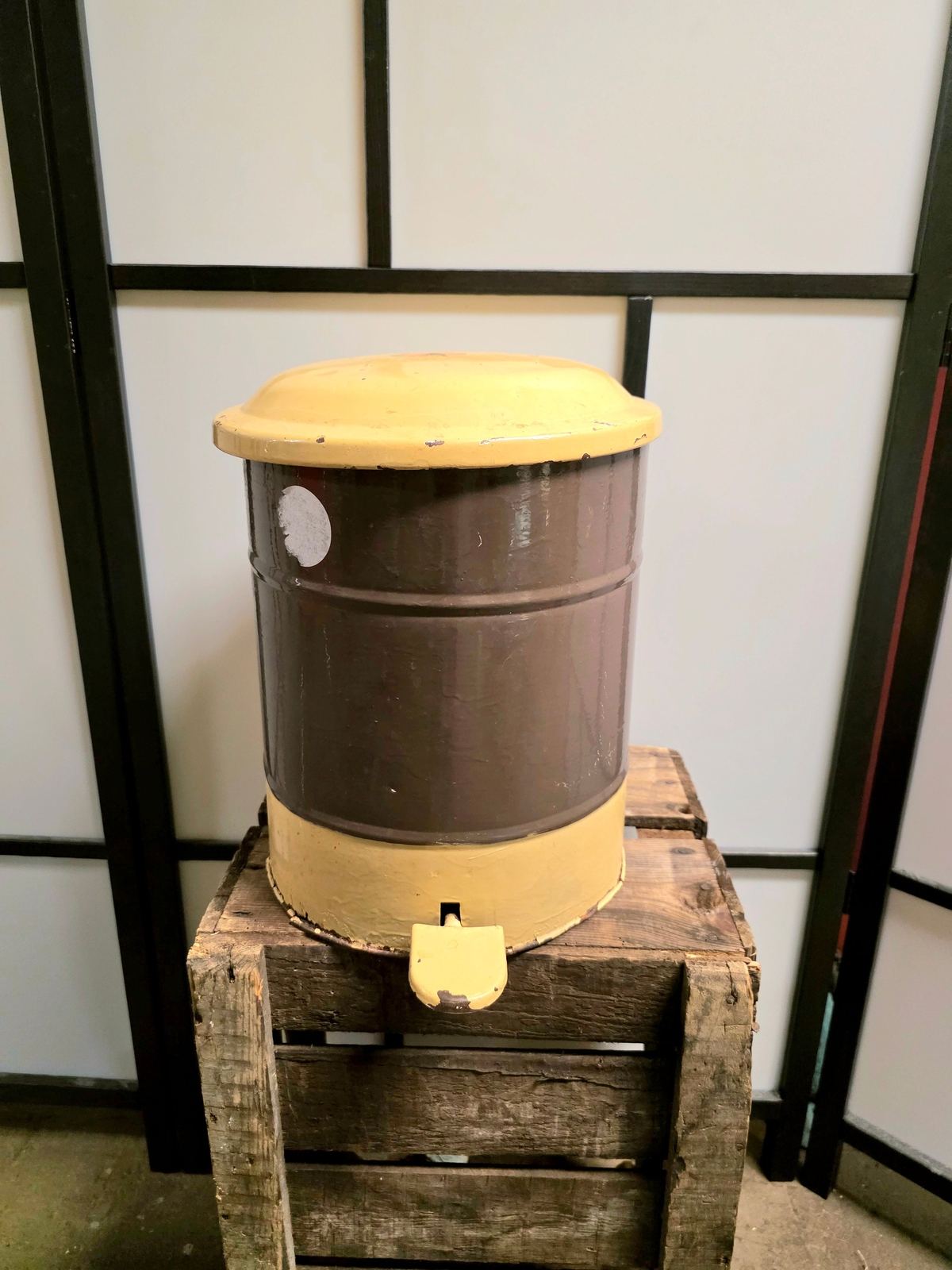 Vintage 70s Pendal Waste Bin