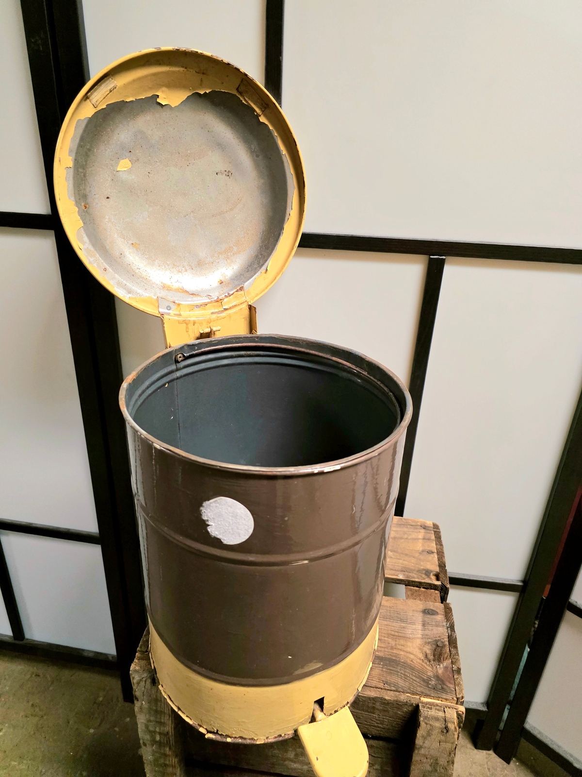 Vintage 70s Pendal Waste Bin