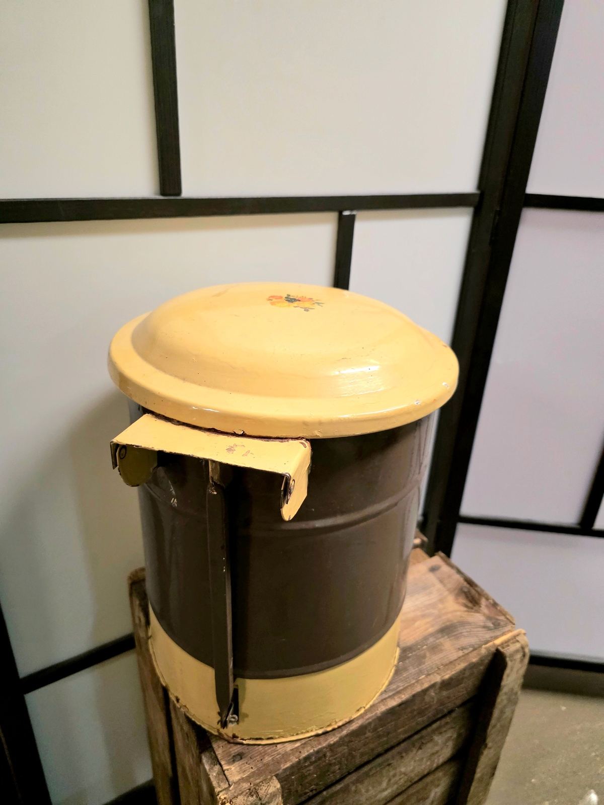 Vintage 70s Pendal Waste Bin