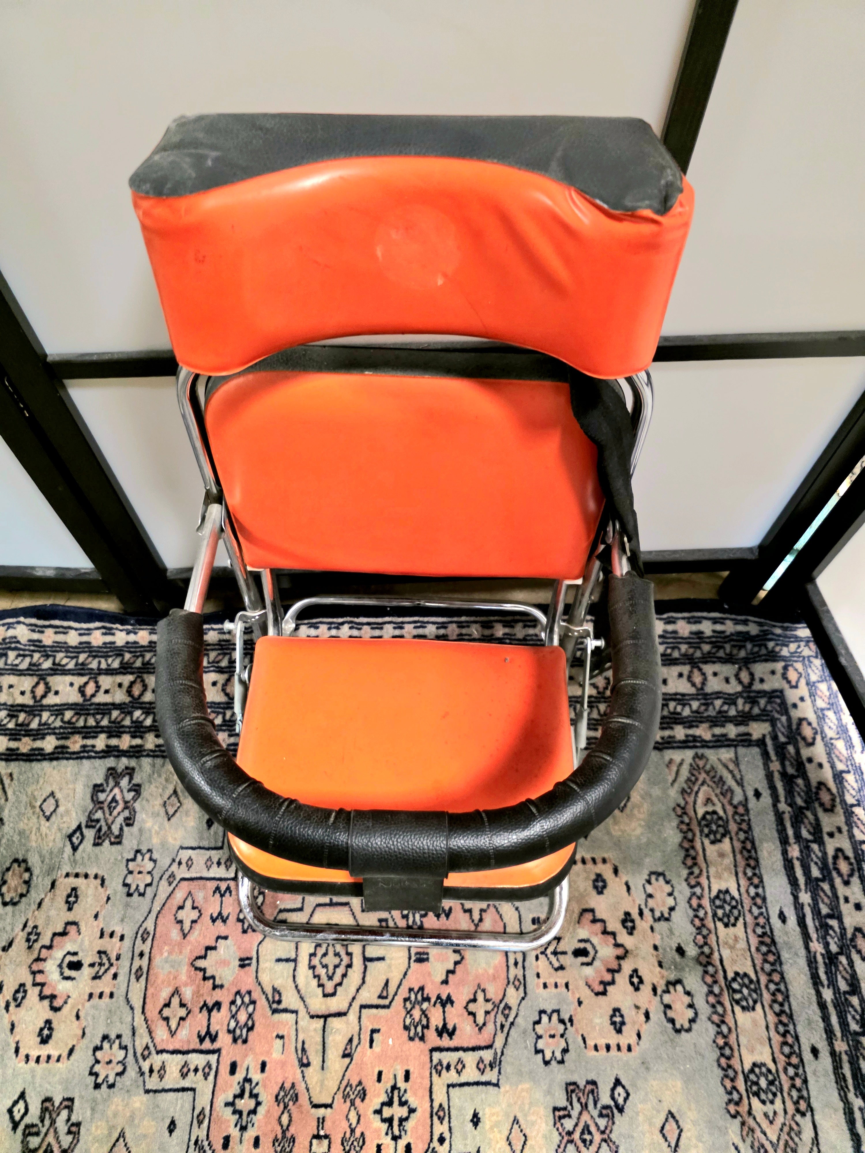 Stunning Vintage 1960s / 1970s Folding Child Car Seat
