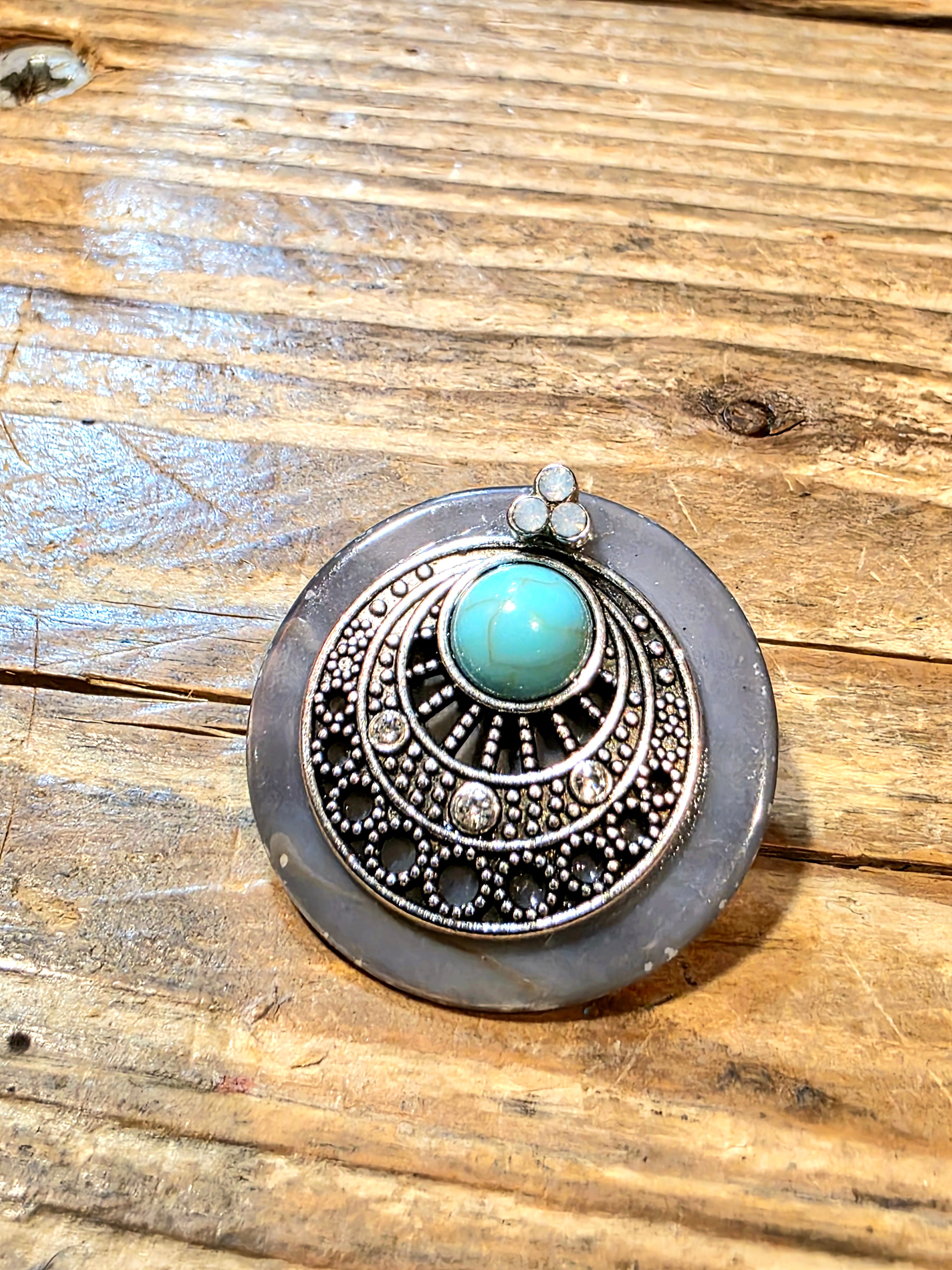 Vintage 80s Brooch