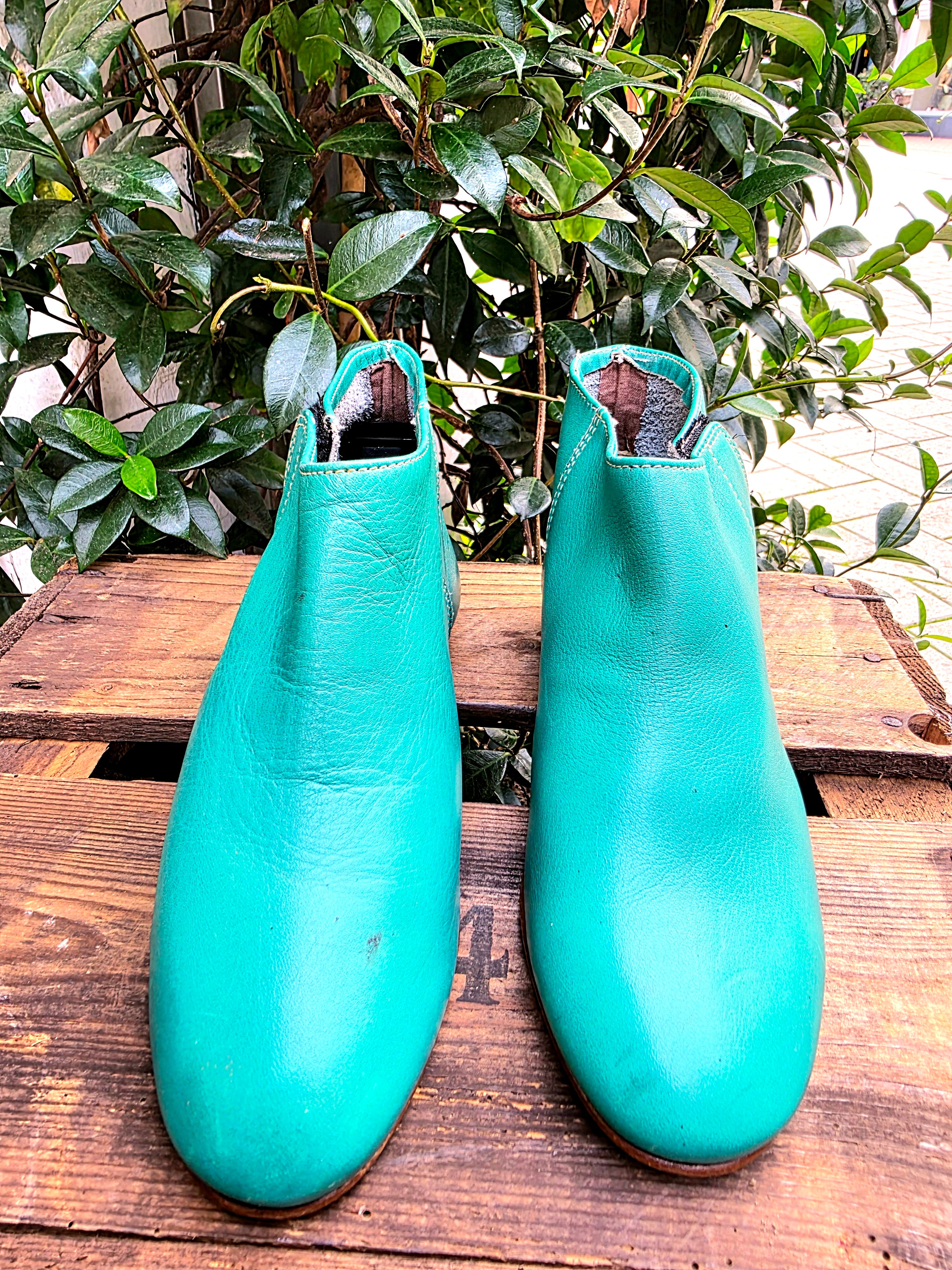 YV6936: Brand New 80s Deadstock Creazioni Massimiliano Ankle Boots