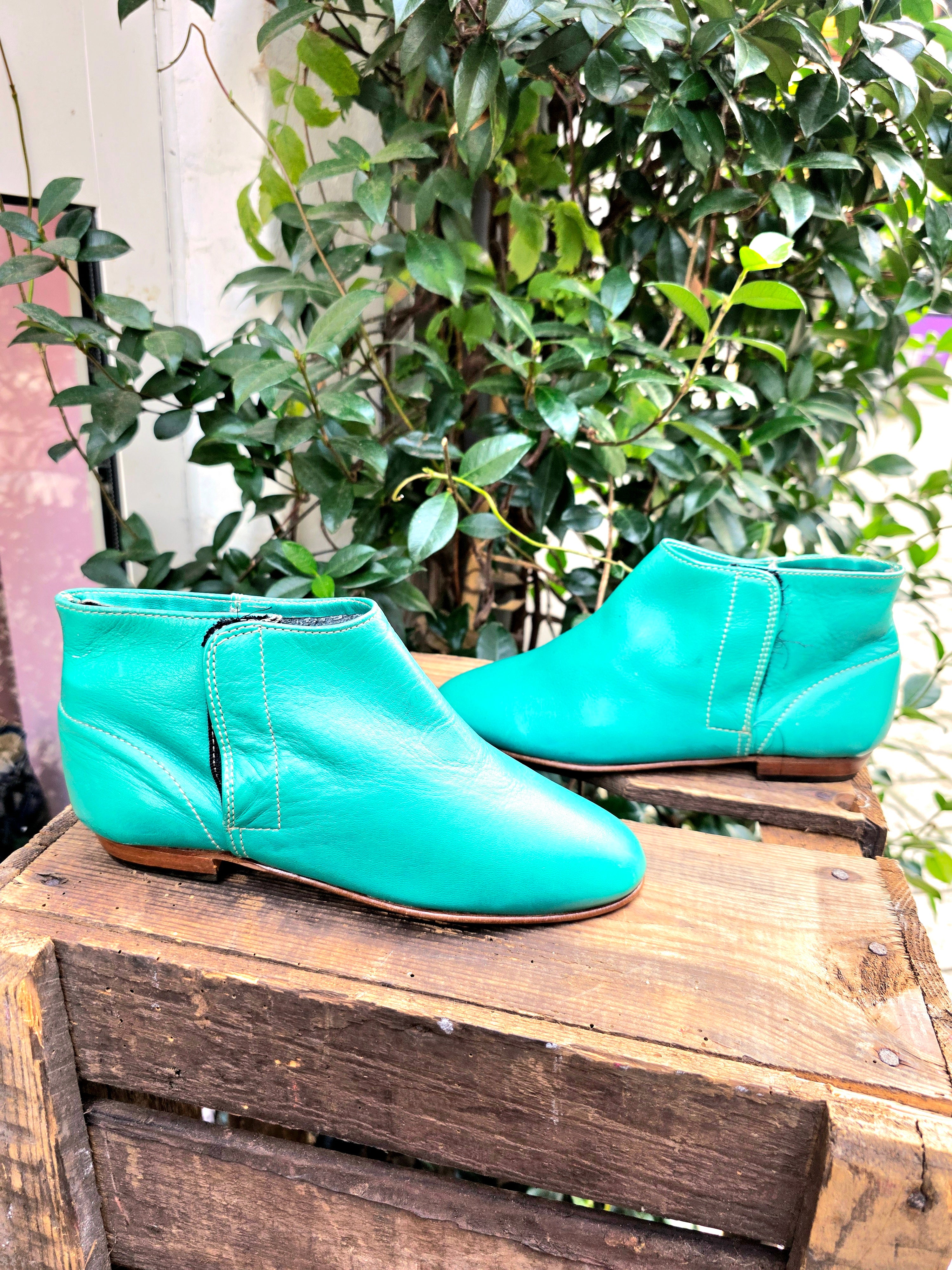 YV6936: Brand New 80s Deadstock Creazioni Massimiliano Ankle Boots