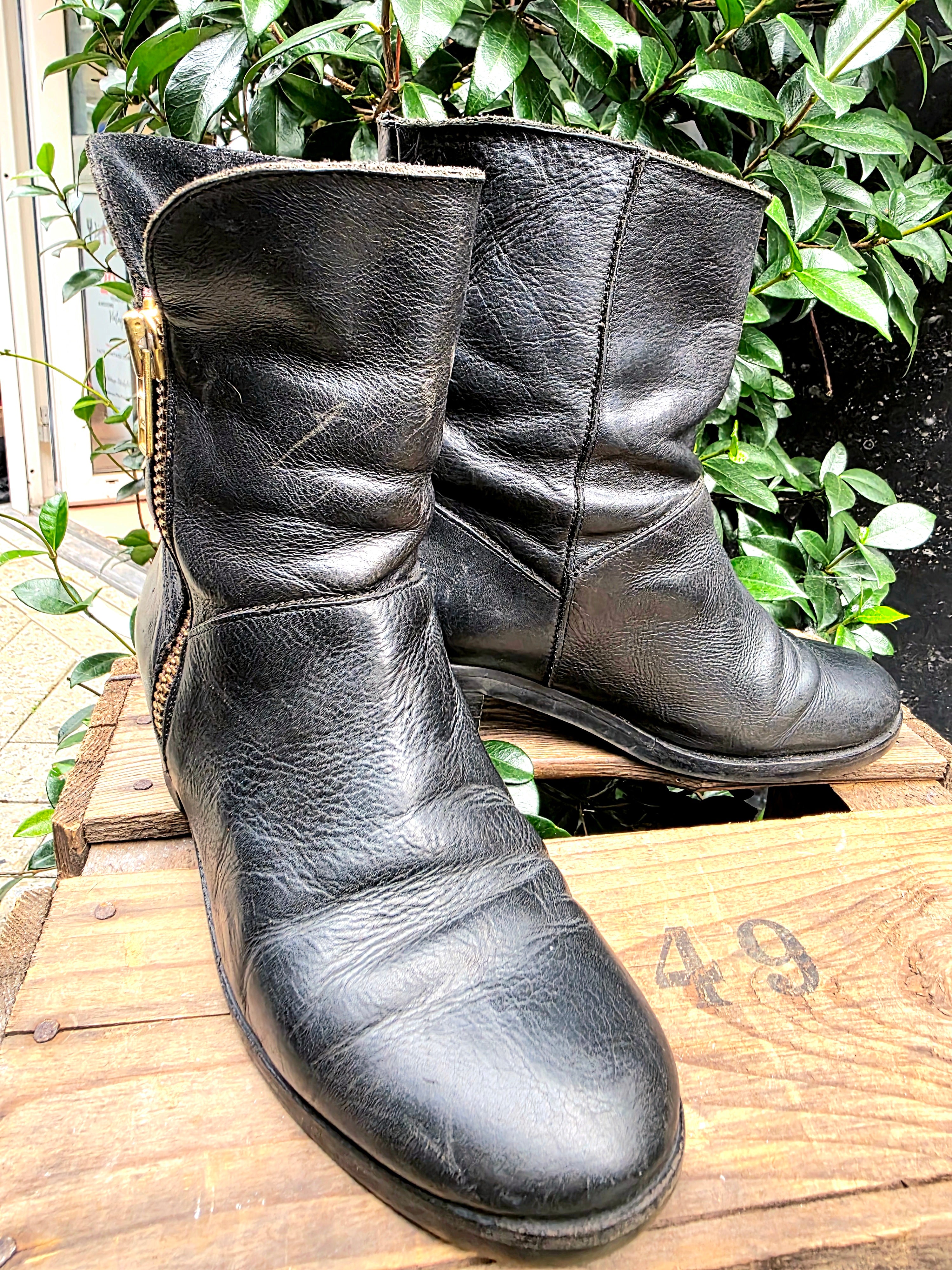 Vintage 80's / 90's Leather Ankle Boots