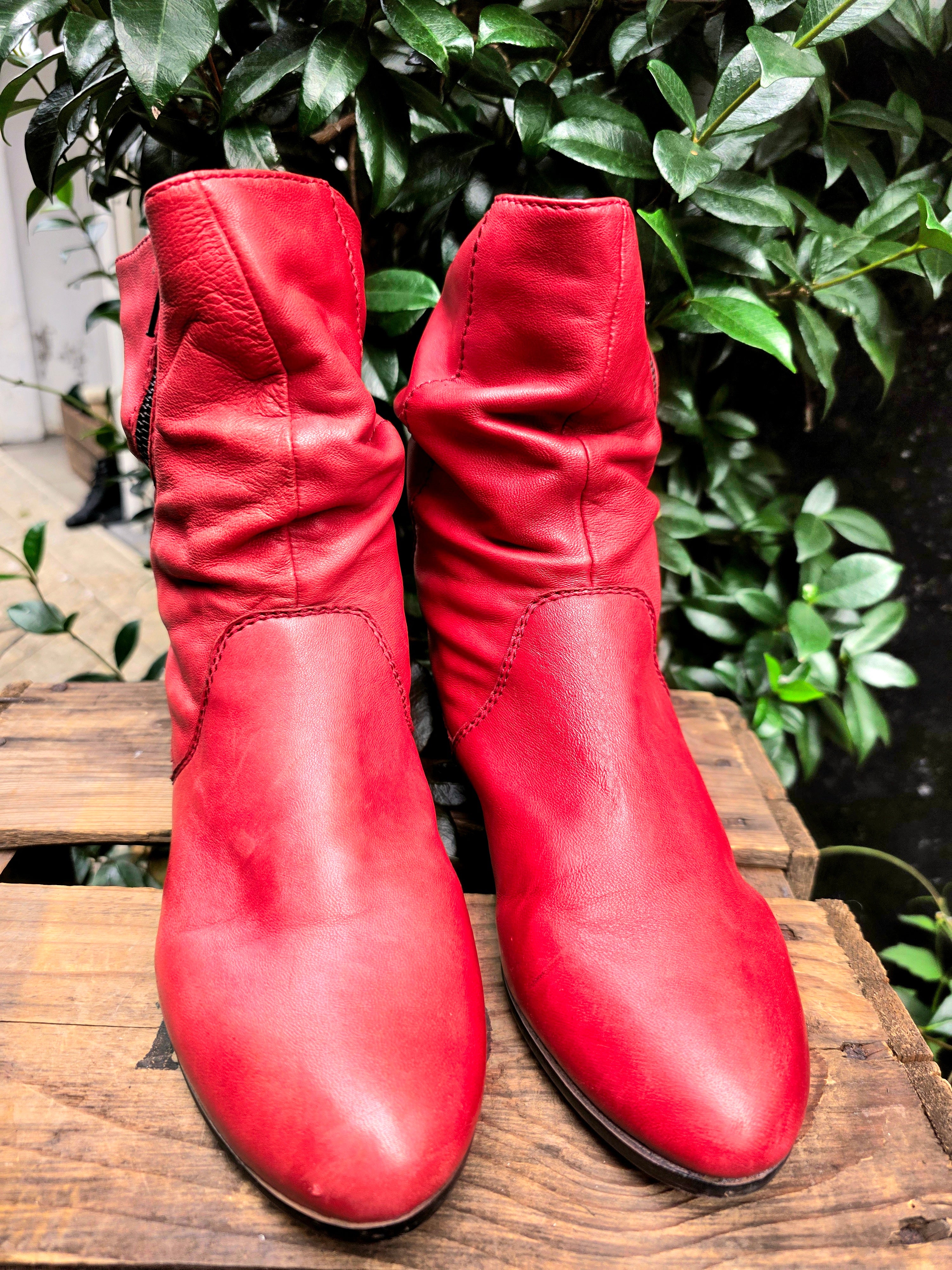 Vintage 80's Leather Ankle Boots