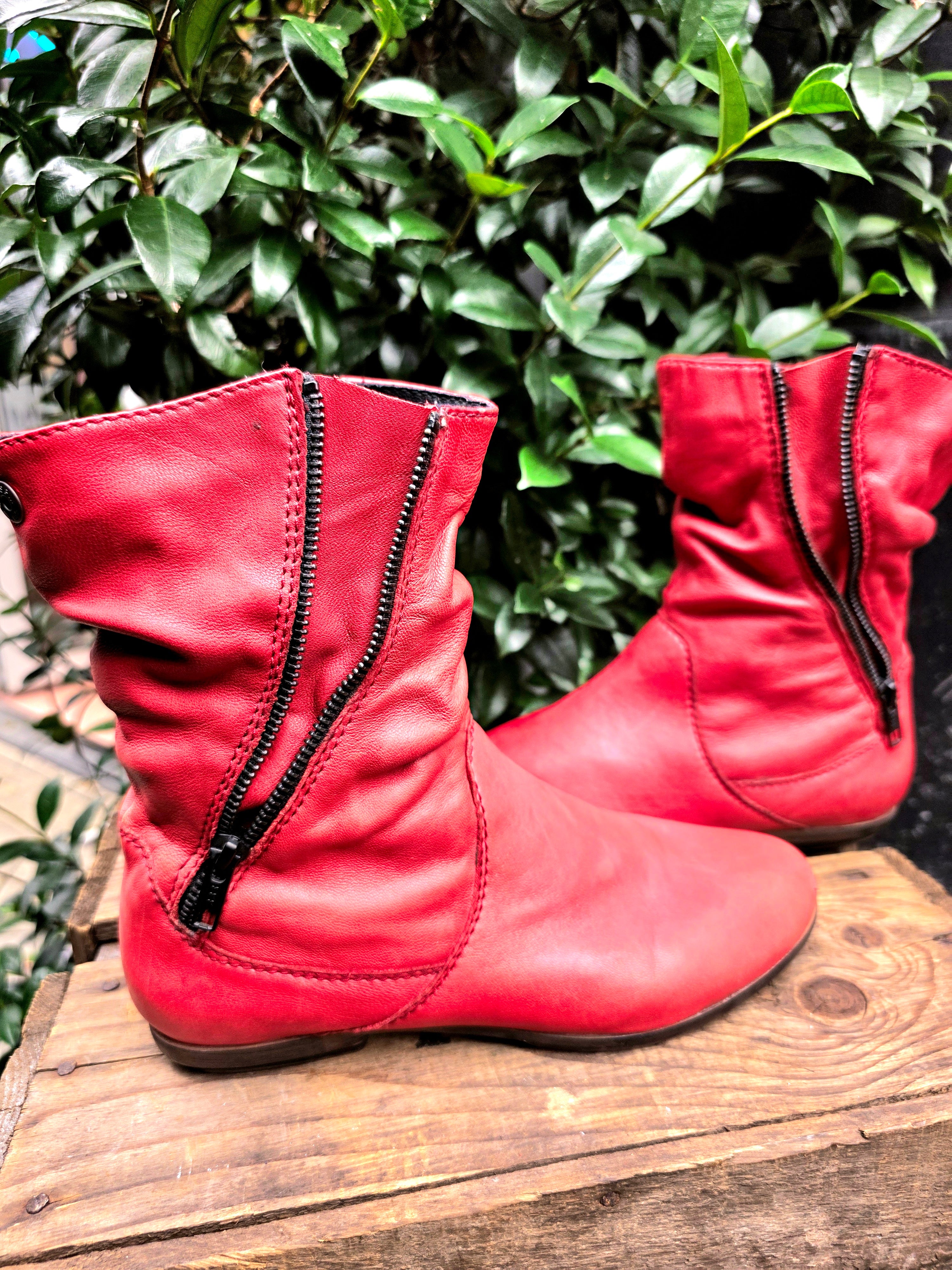 Vintage 80's Leather Ankle Boots