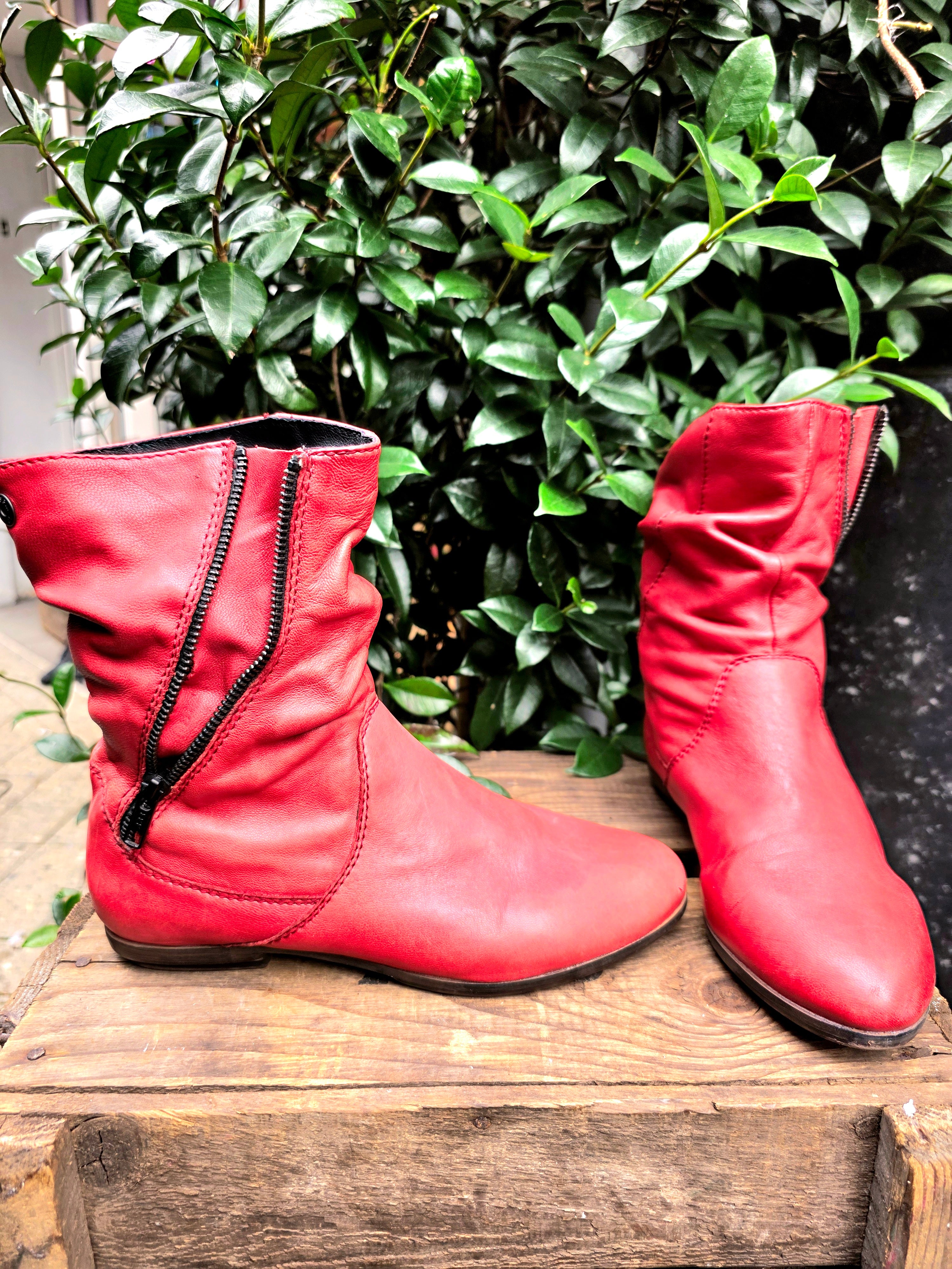 Vintage 80's Leather Ankle Boots