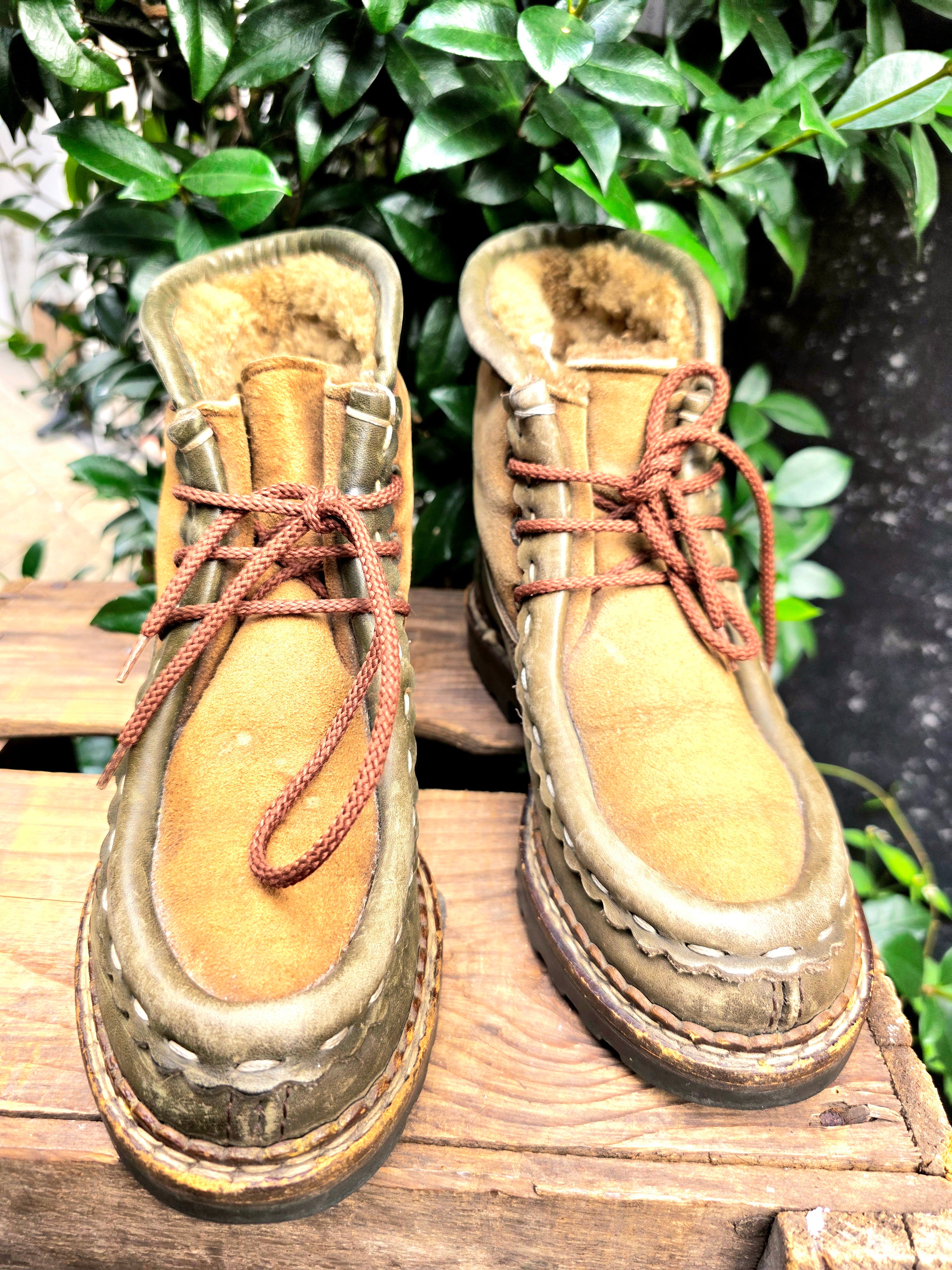 Vintage 70's / 80's Detroit Shearling Ankle Boots