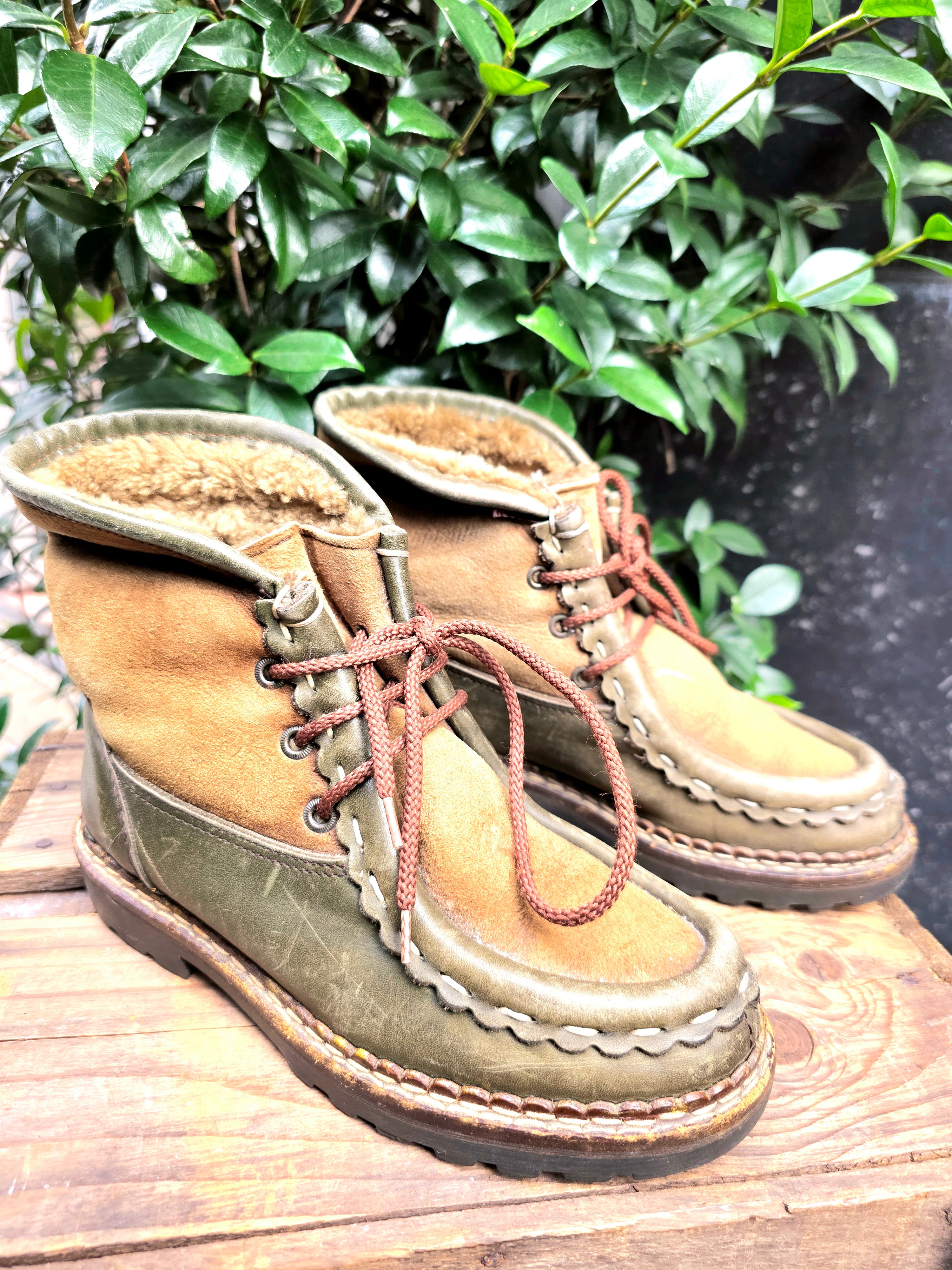 Vintage 70's / 80's Detroit Shearling Ankle Boots