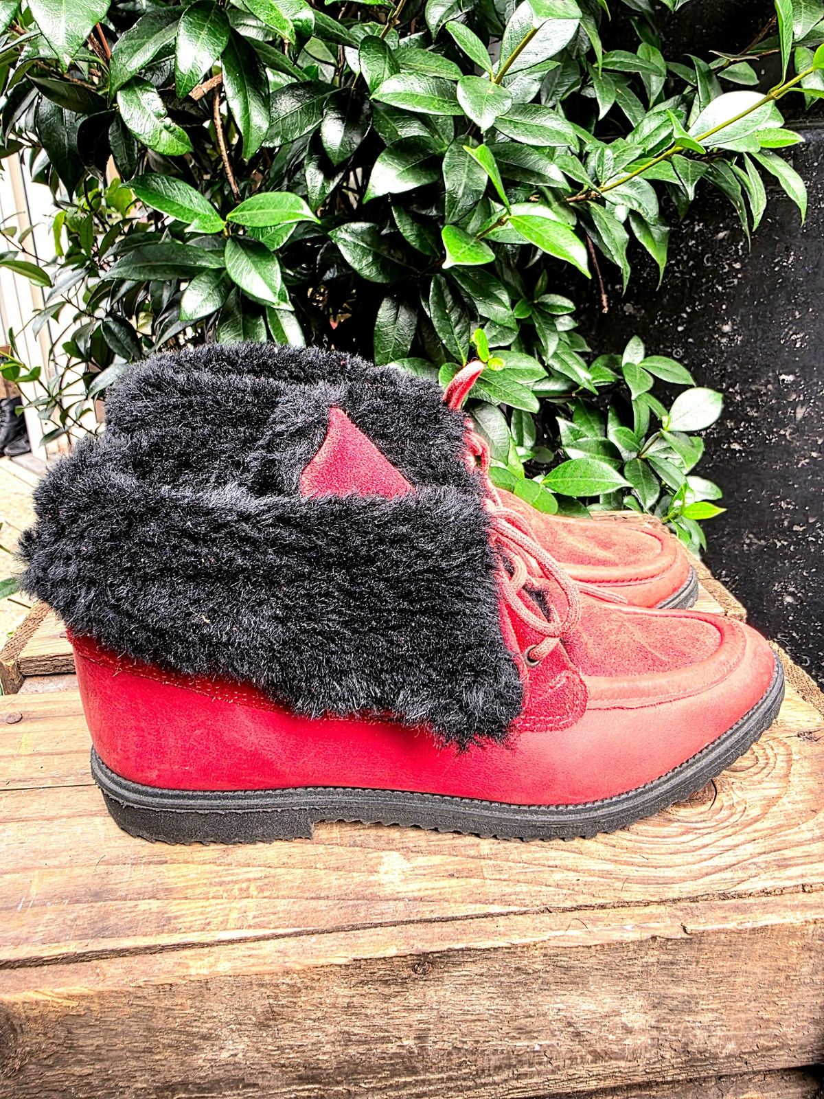 Vintage 80's Perlecla Ankle Boots