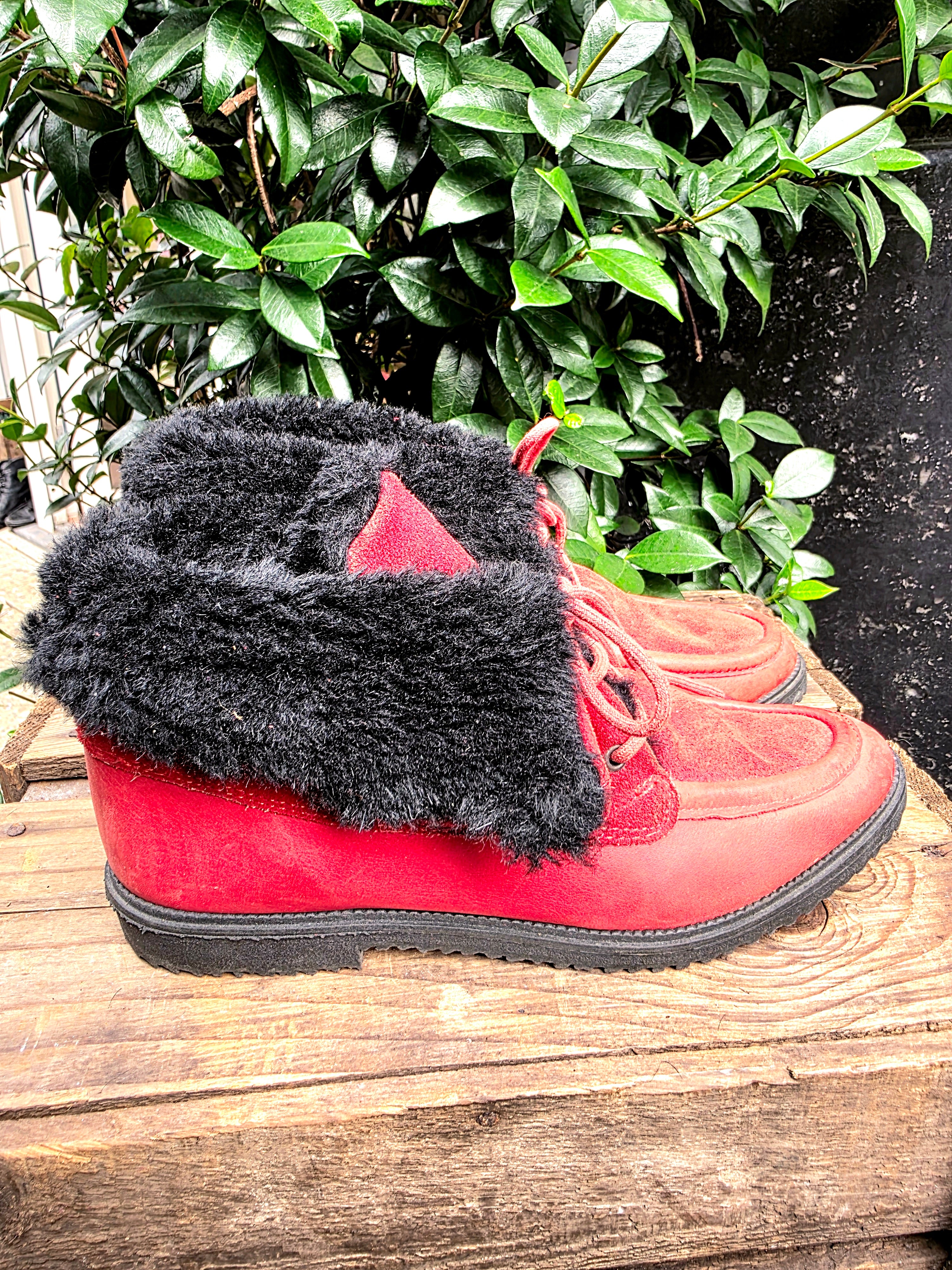 Vintage 80's Perlecla Ankle Boots