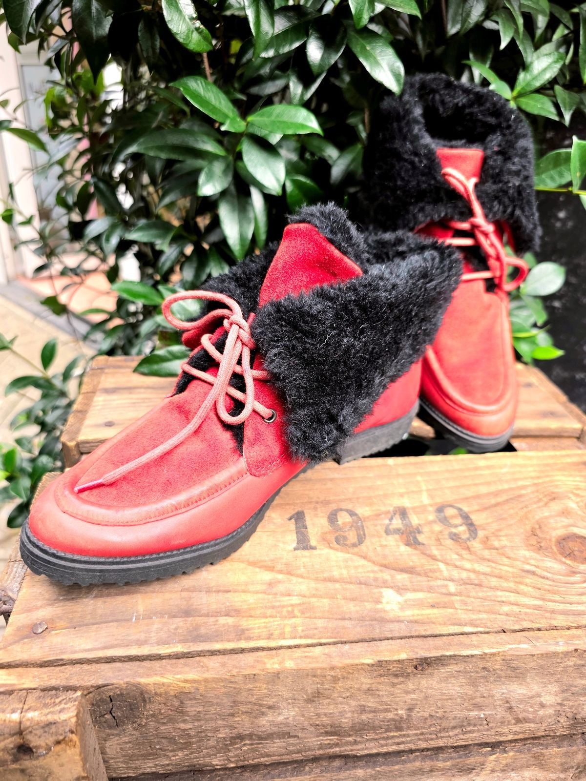 Vintage 80's Perlecla Ankle Boots