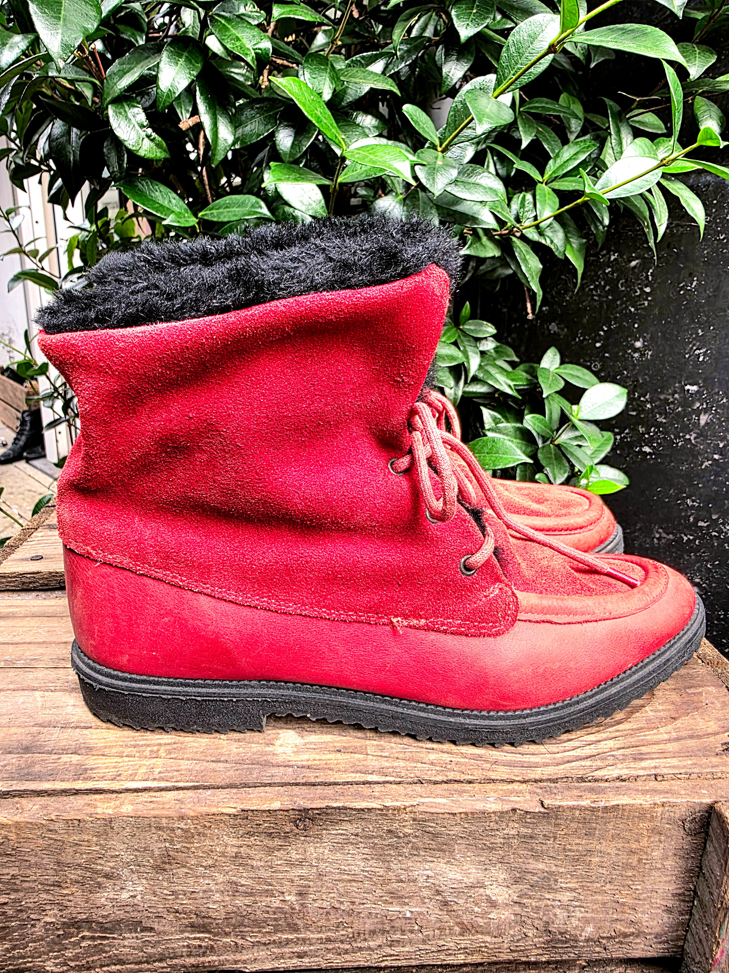 Vintage 80's Perlecla Ankle Boots