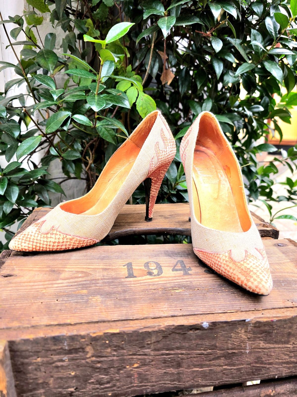 Vintage 80's Delta Moda Joven Heel Shoes