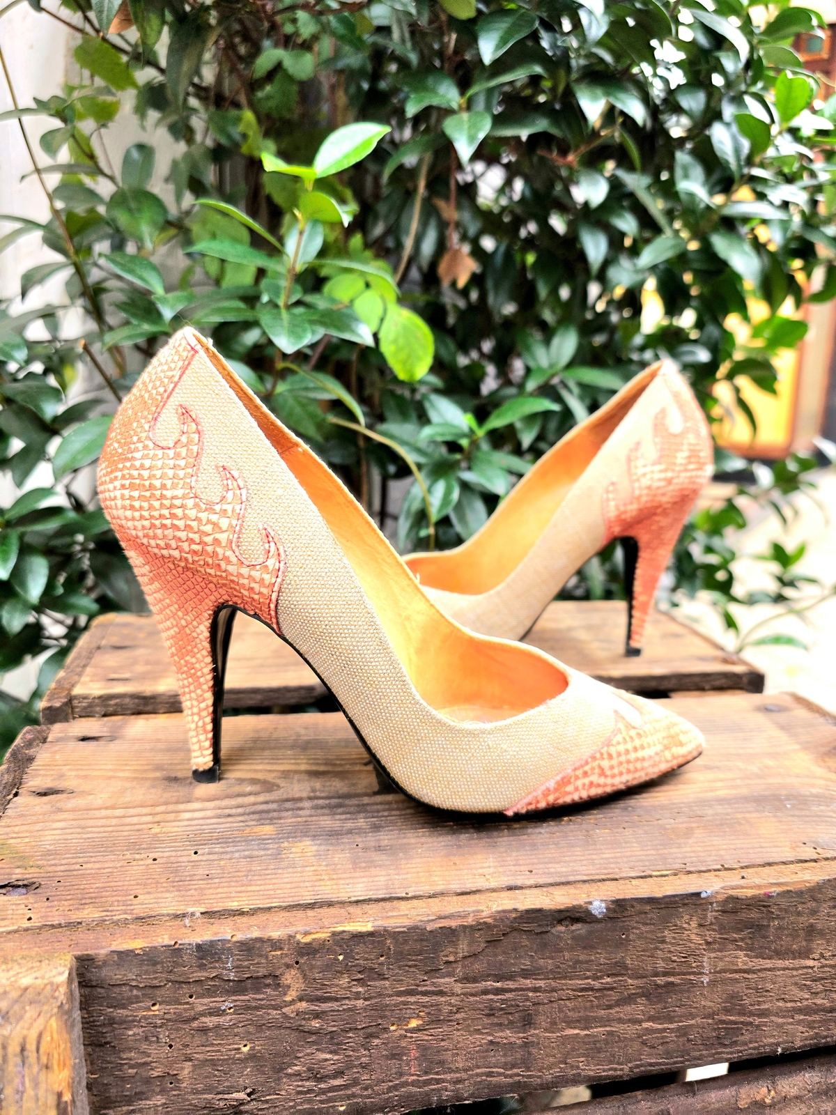 Vintage 80's Delta Moda Joven Heel Shoes