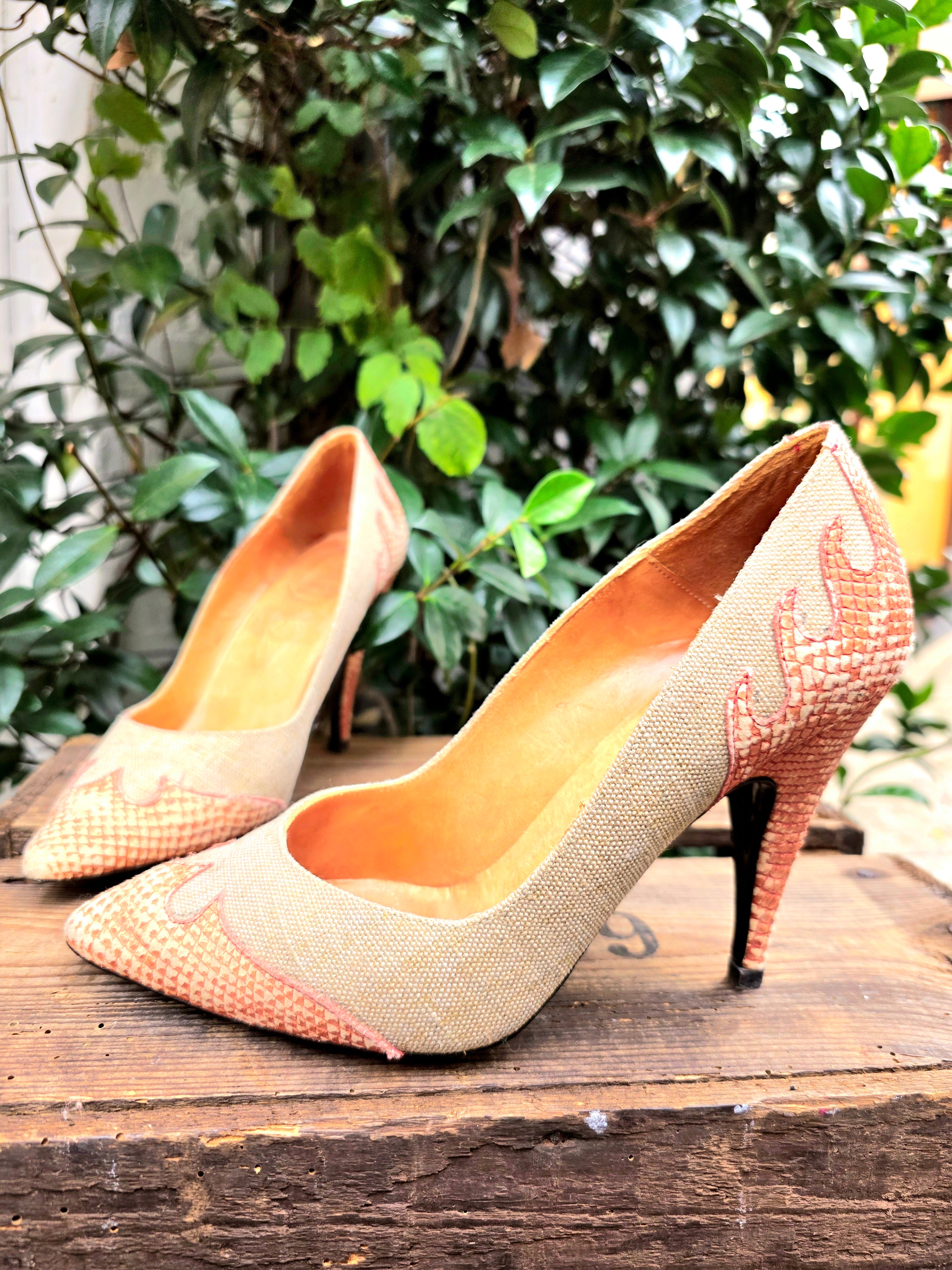 Vintage 80's Delta Moda Joven Heel Shoes