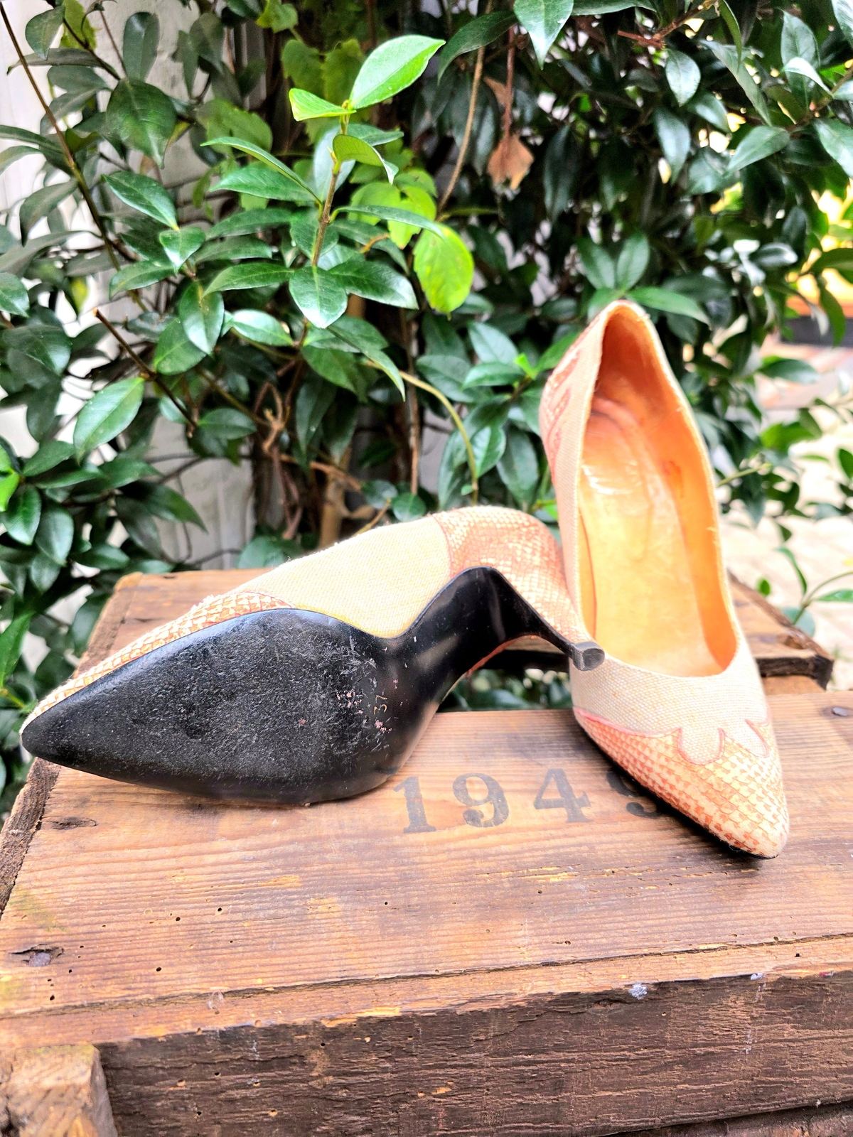 Vintage 80's Delta Moda Joven Heel Shoes