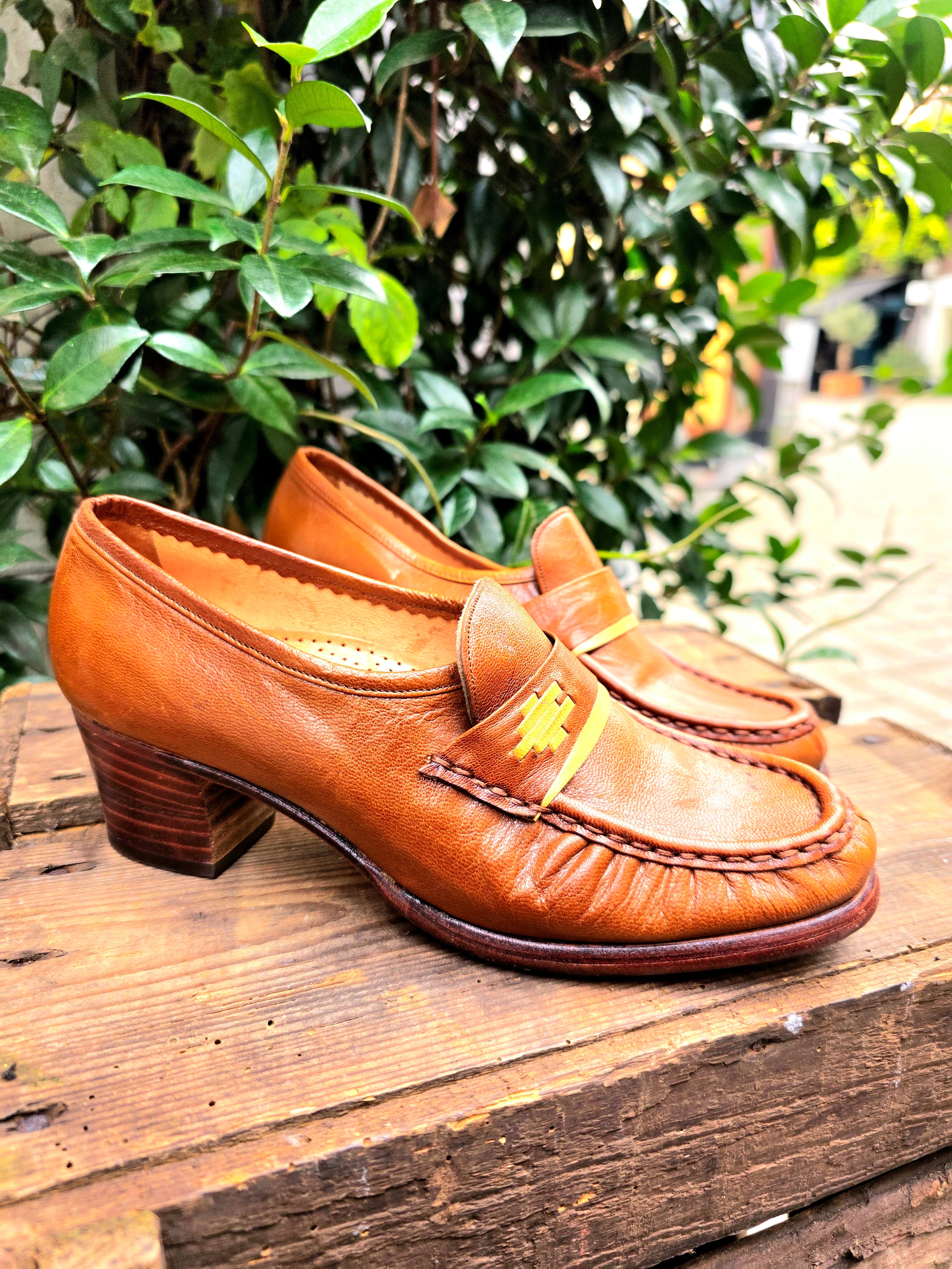 Vintage 70's / 80's V.D. Hammen Brogue Mocassin Shoes