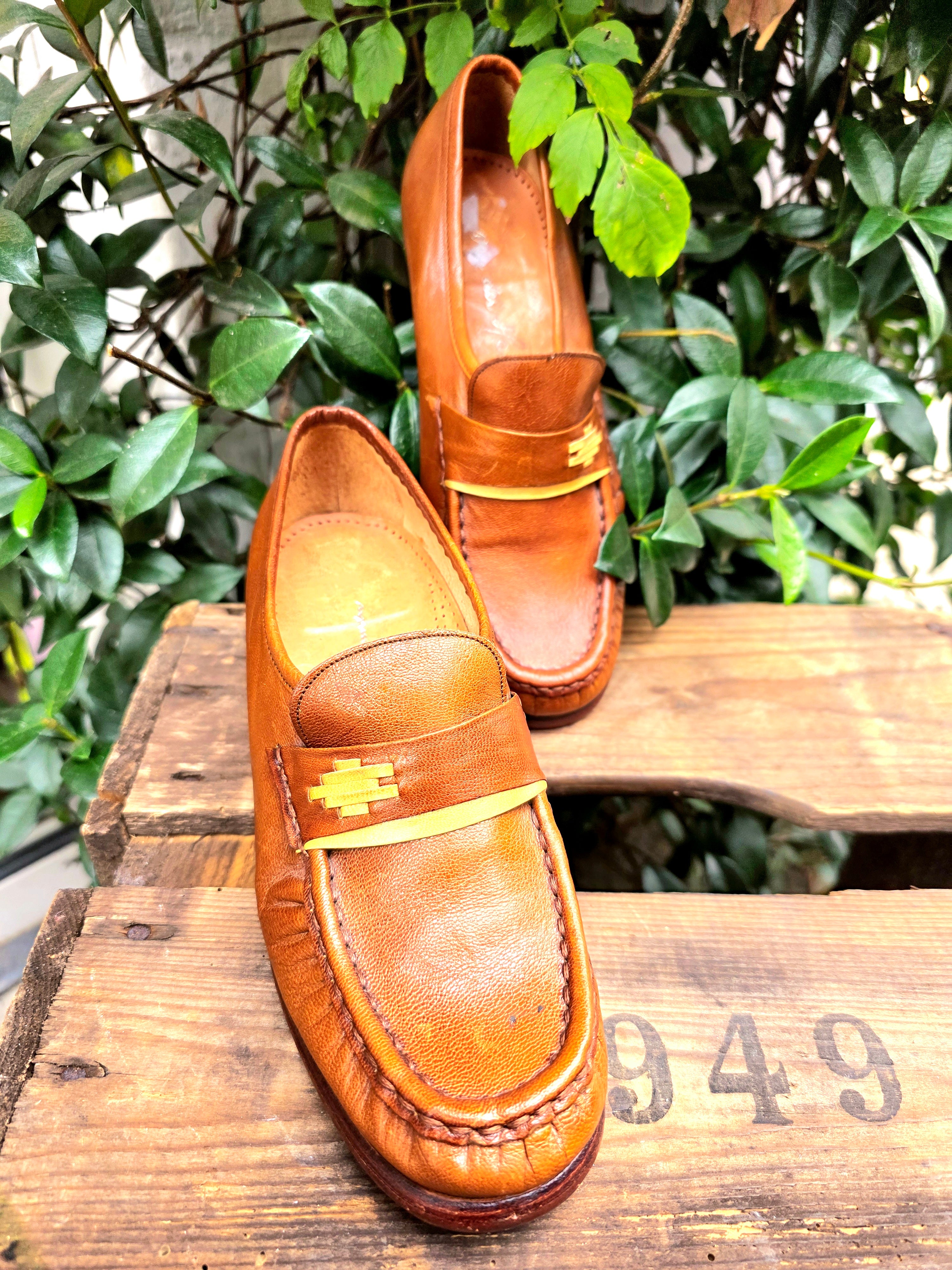 Vintage 70's / 80's V.D. Hammen Brogue Mocassin Shoes