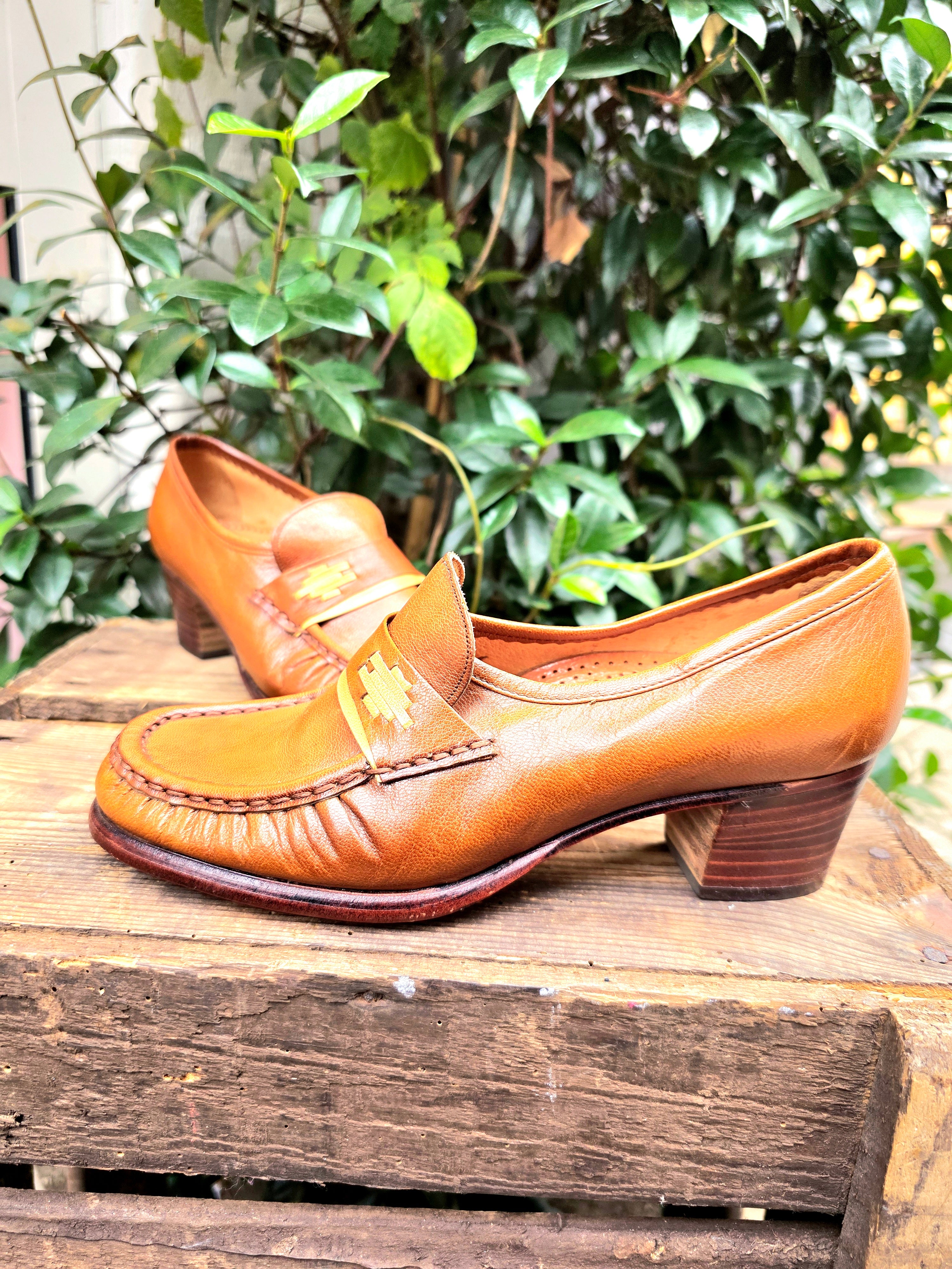 Vintage 70's / 80's V.D. Hammen Brogue Mocassin Shoes