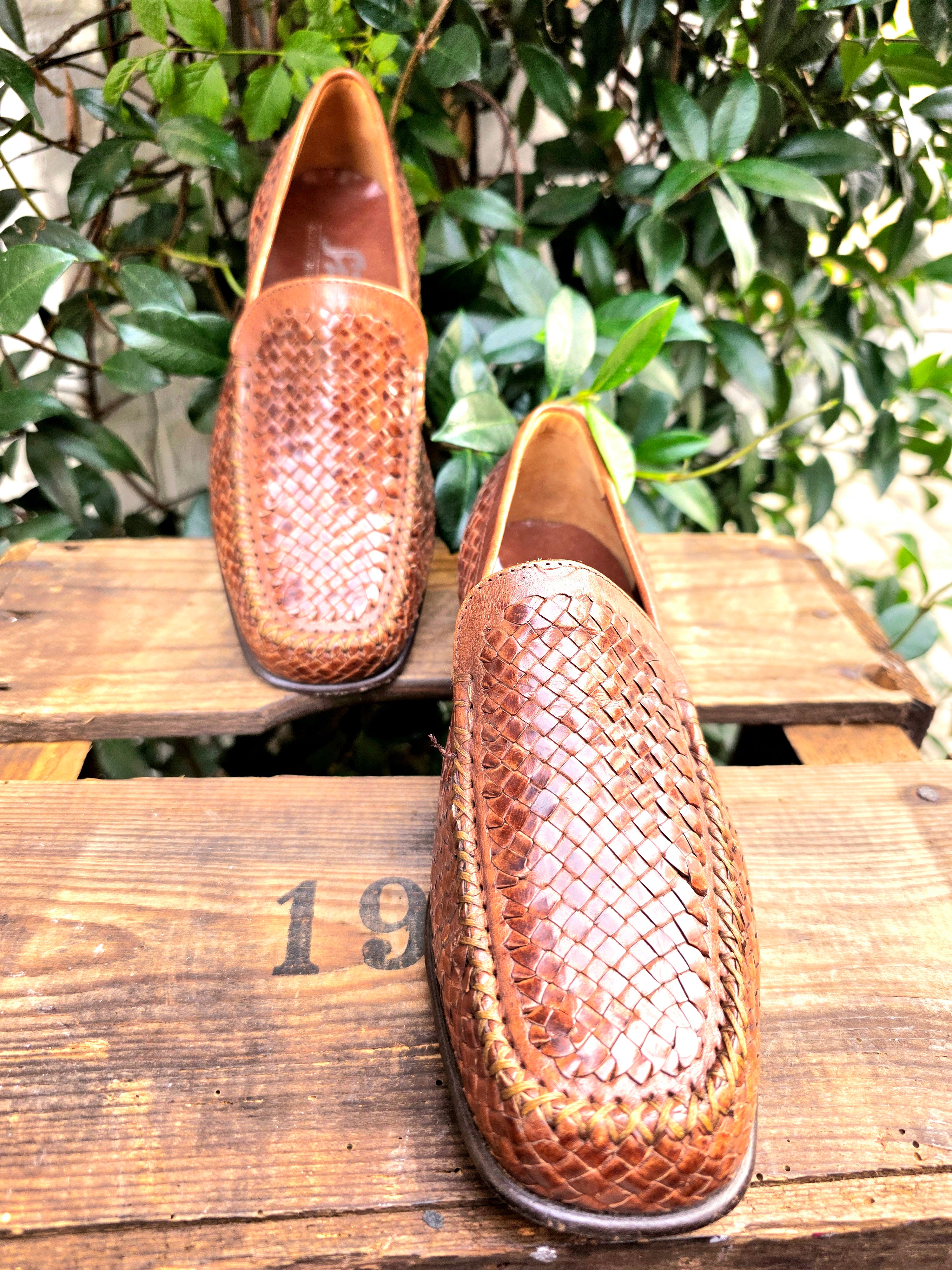 Vintage 90's Sioux Moccasin Shoes