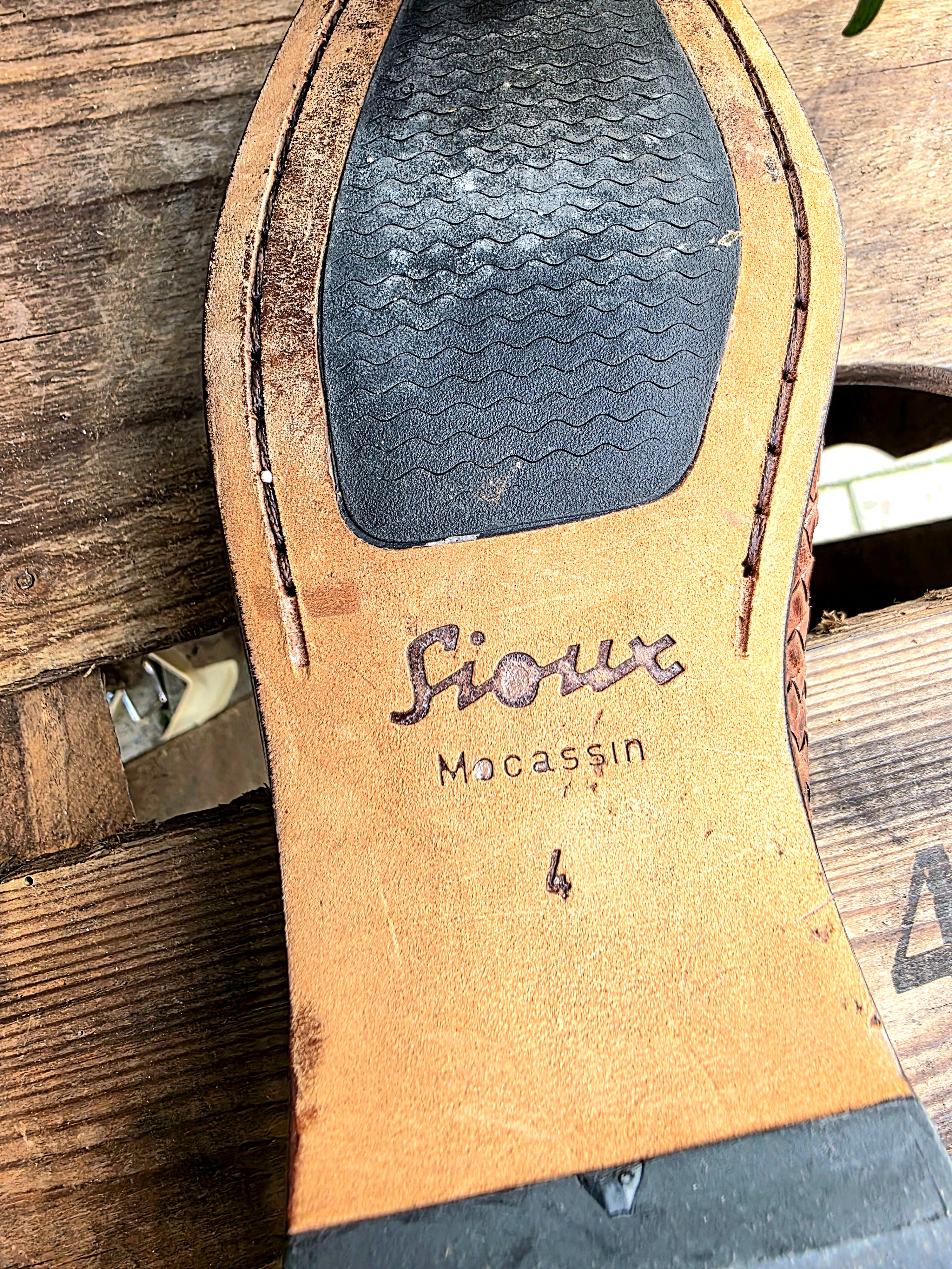 Vintage 90's Sioux Moccasin Shoes