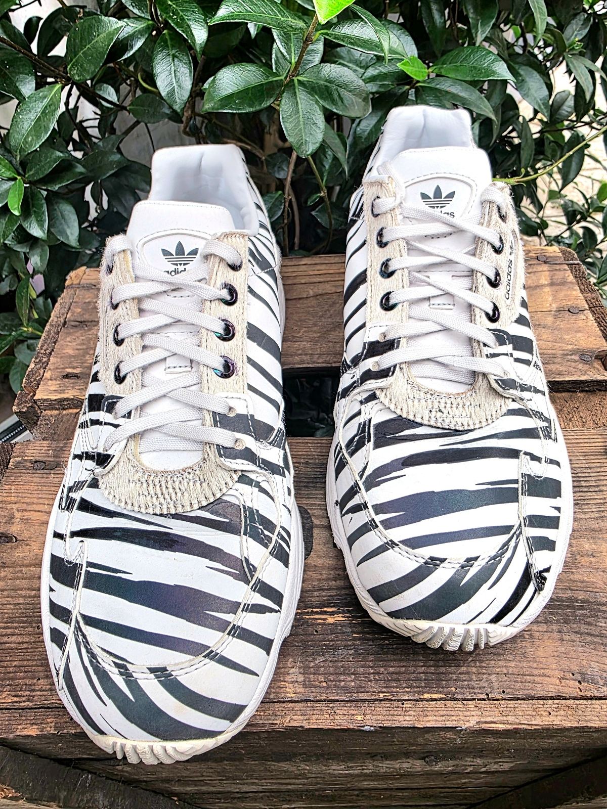 YV6985: Adidas Originals Falcon Animal Pack Trainers