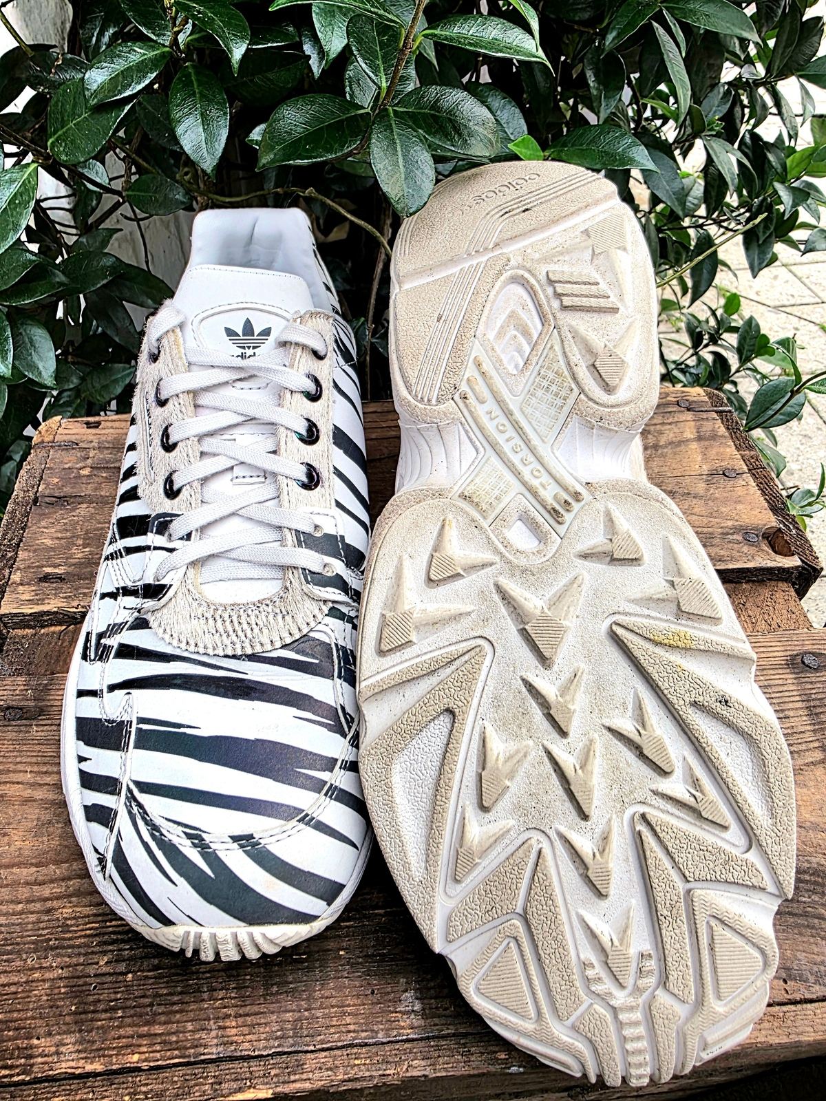 YV6985: Adidas Originals Falcon Animal Pack Trainers