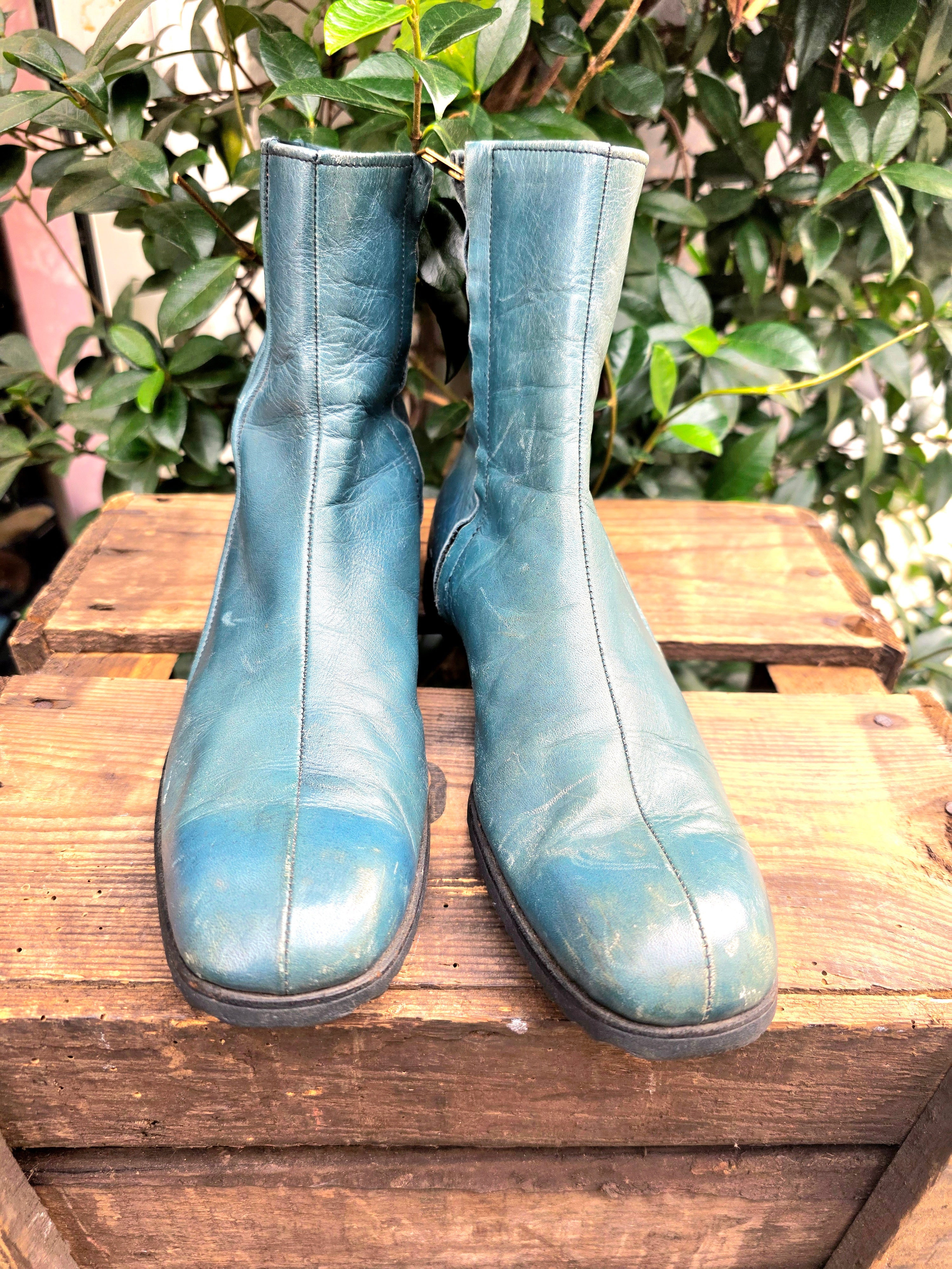 YV6984: Vintage 80s Leather Shoes
