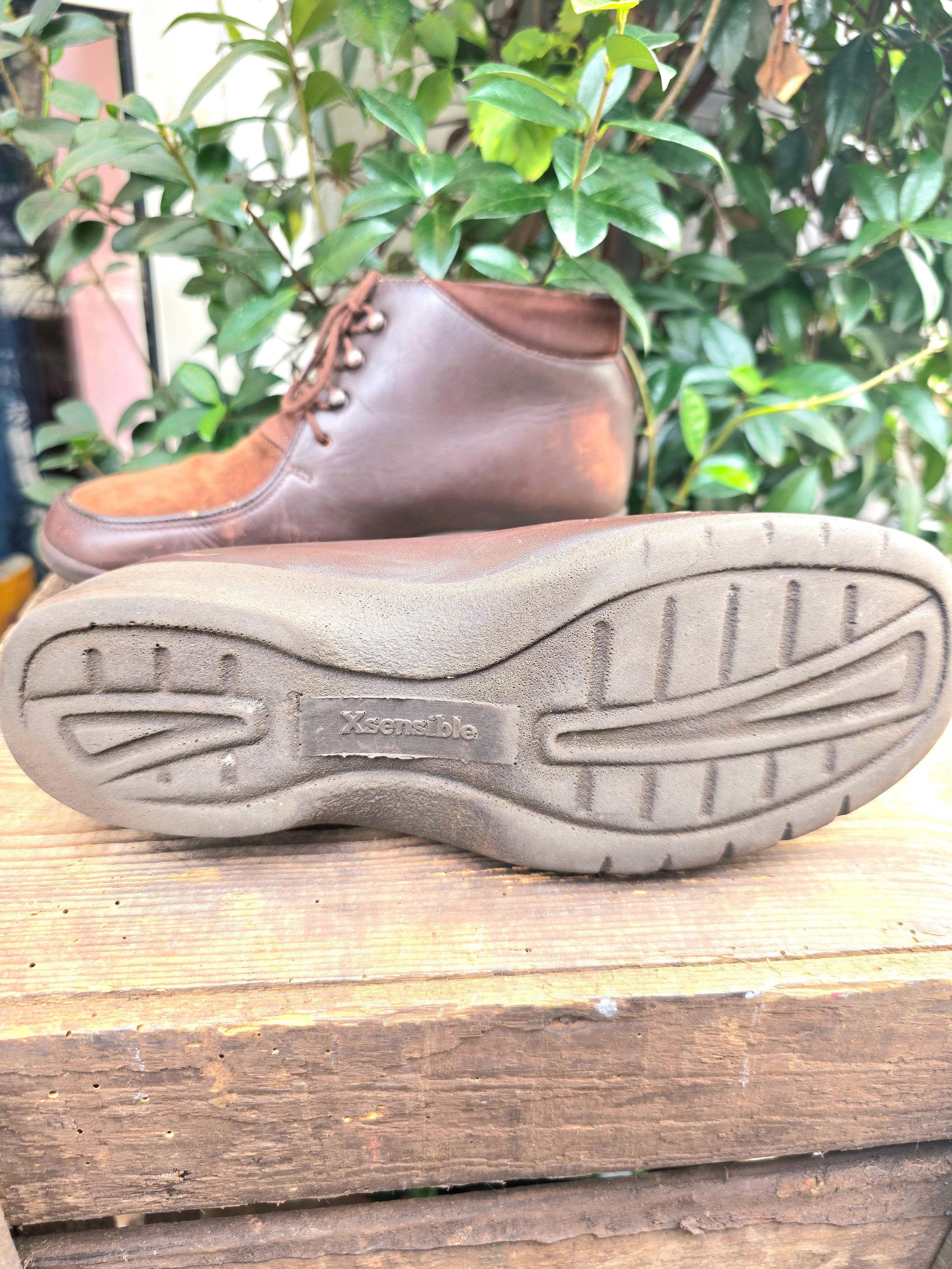YV6953: Vintage 80s Xsensible Ankle Boots