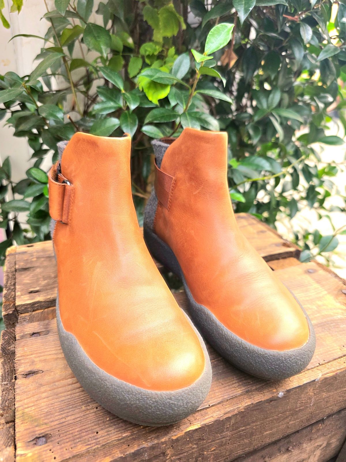 YV6955: Clarkson Shillin Ali Tan Combi Ankle Boots