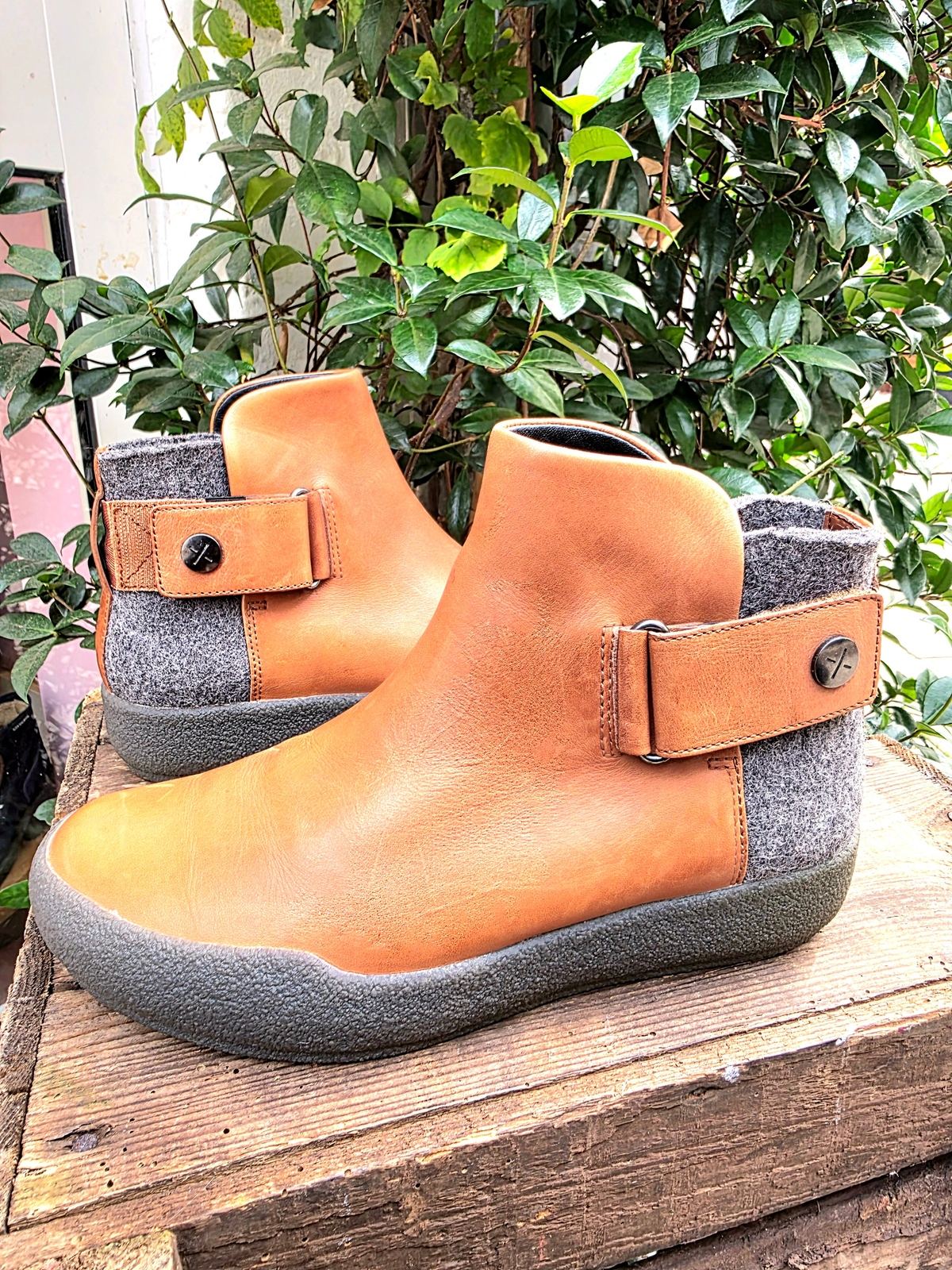 YV6955: Clarkson Shillin Ali Tan Combi Ankle Boots