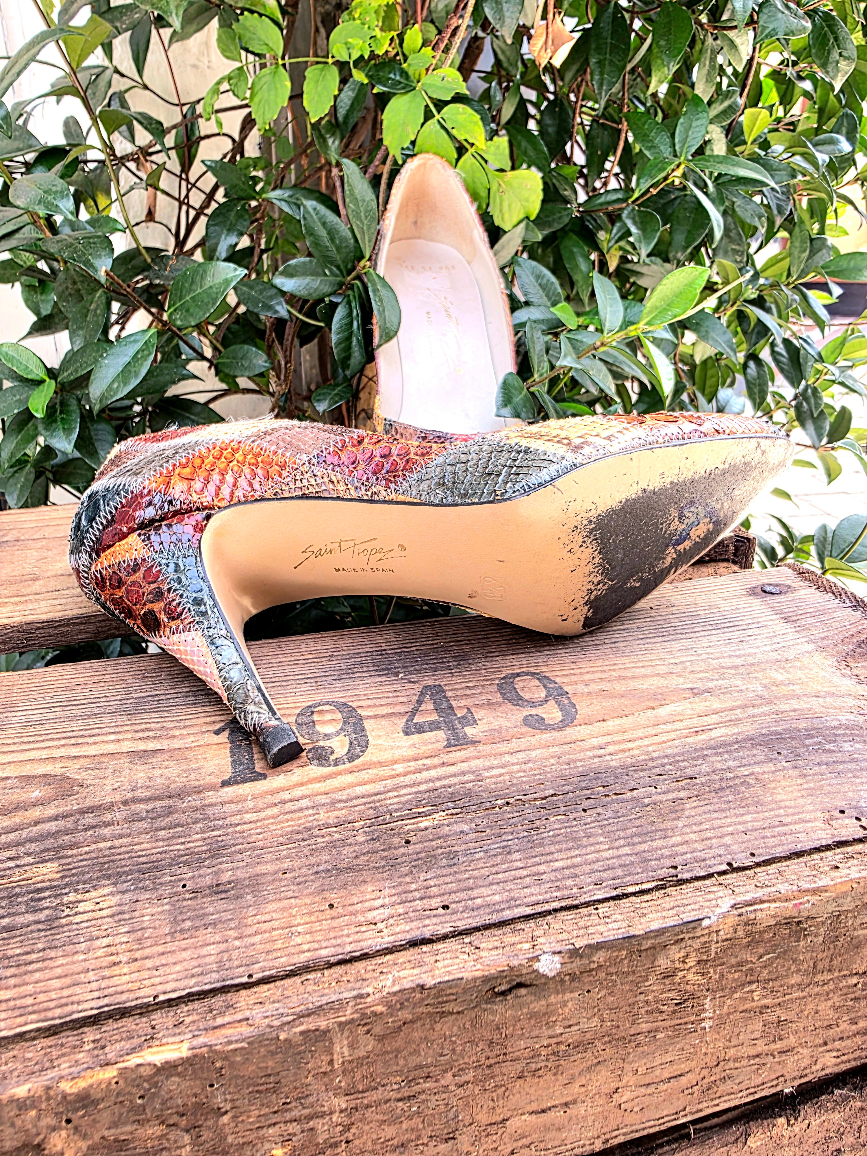 YV6986 : Vintage 70s / 80s Snakeskin Saint Tropez Leather Heel Shoes