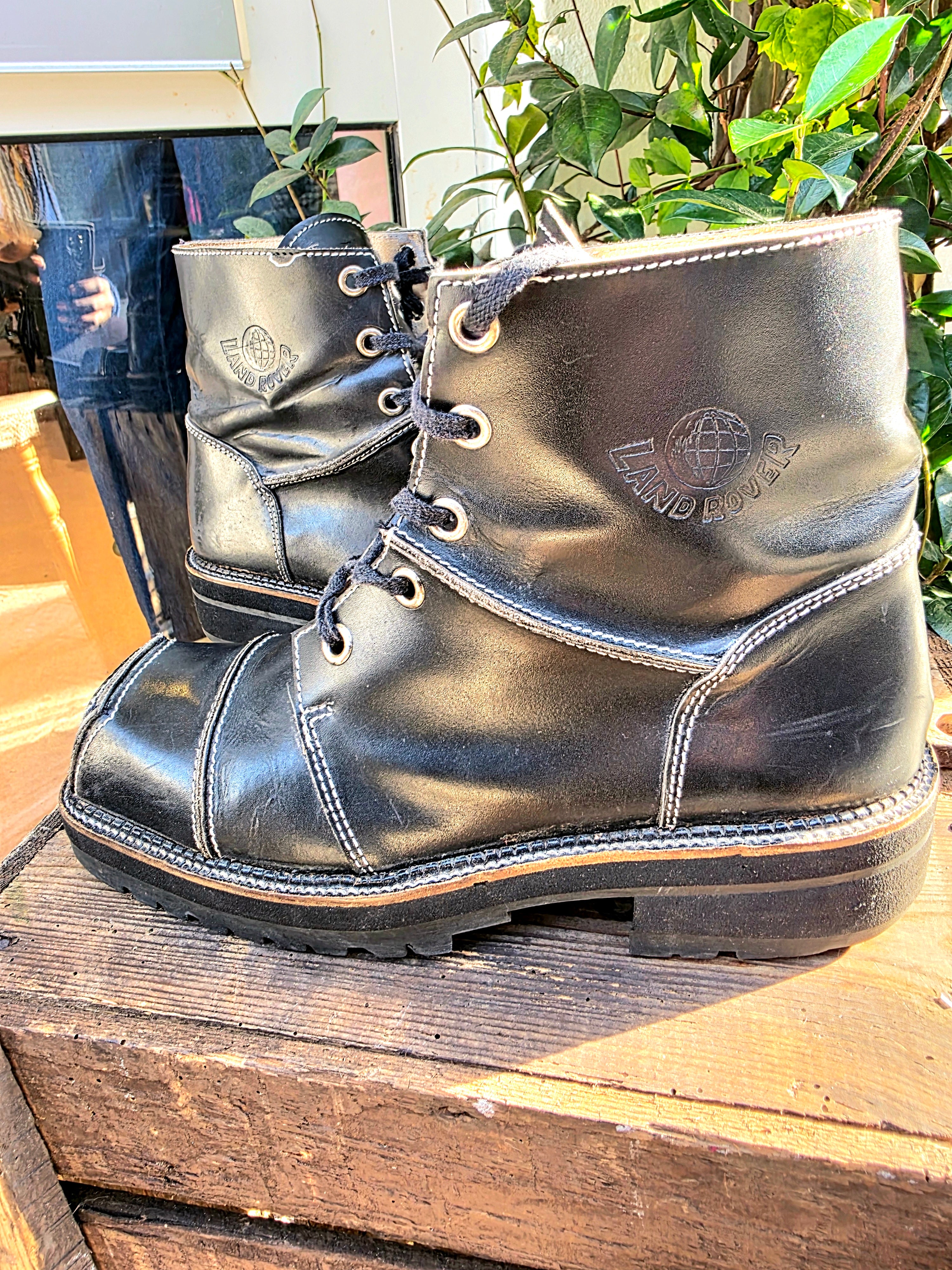Vintage 80's / 90's Land Rovers Ankle Boots