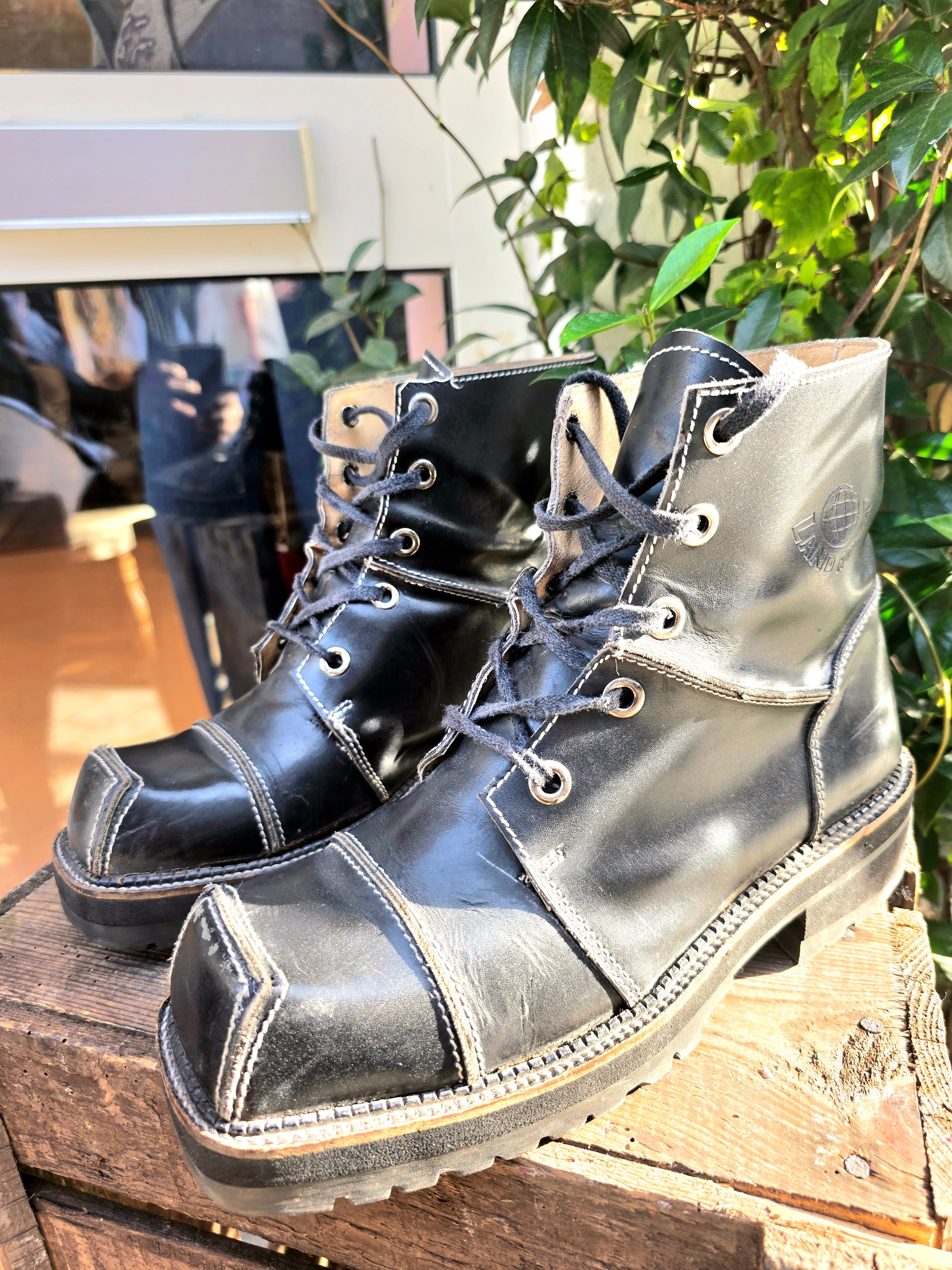 Vintage 80's / 90's Land Rovers Ankle Boots