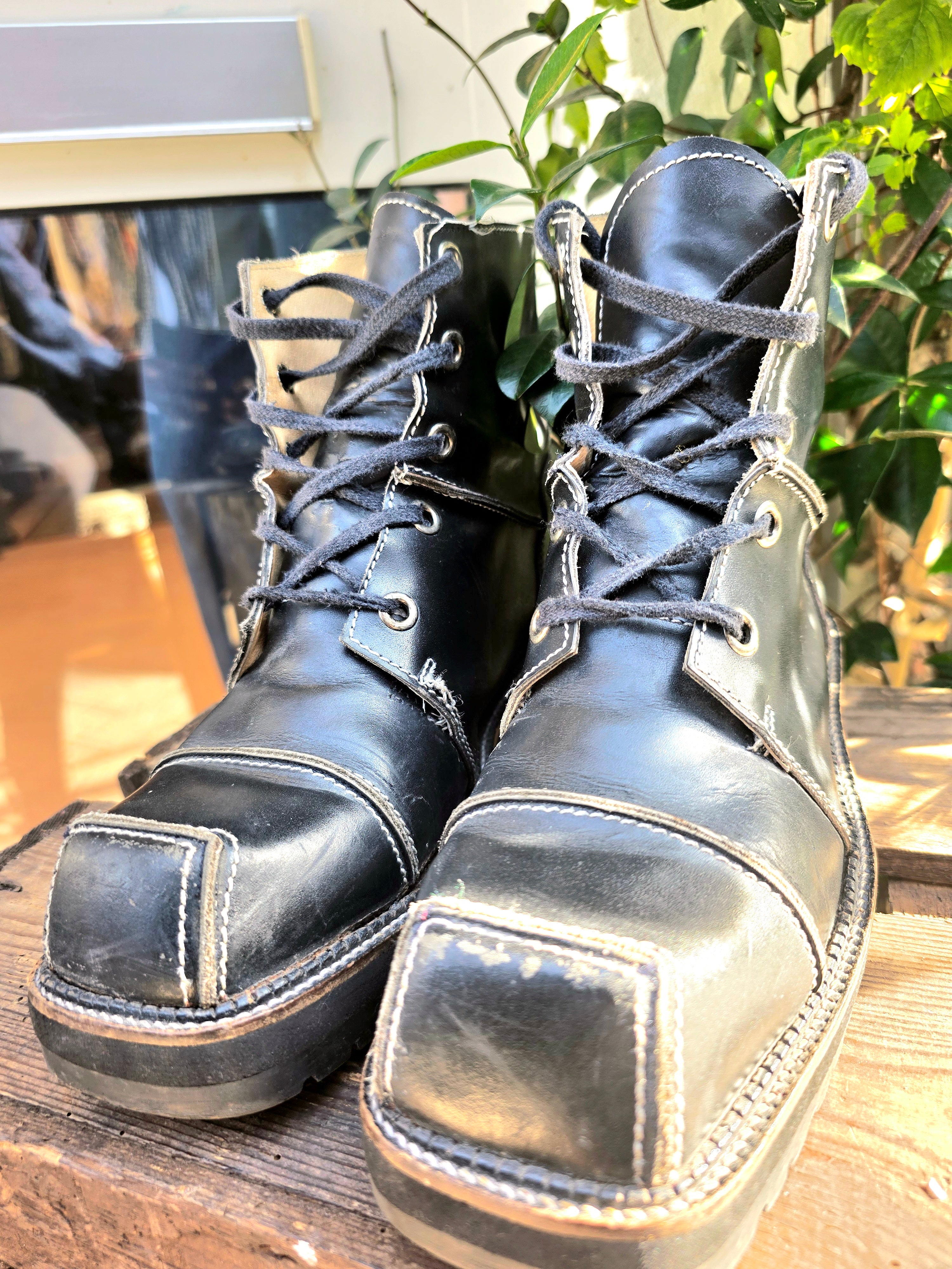 Vintage 80's / 90's Land Rovers Ankle Boots