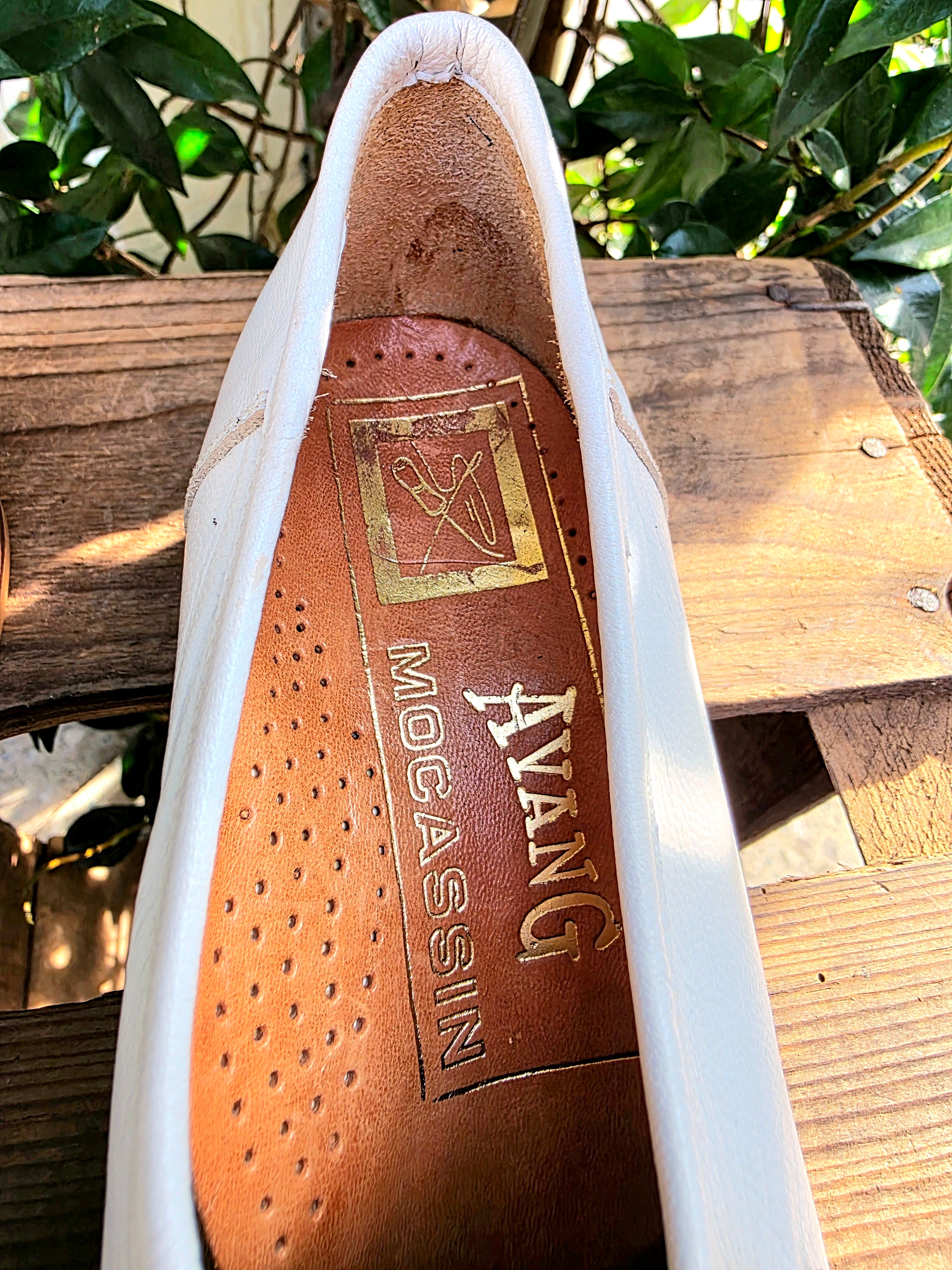 Deadstock Brand New 80's Avang Mocassin Shoes