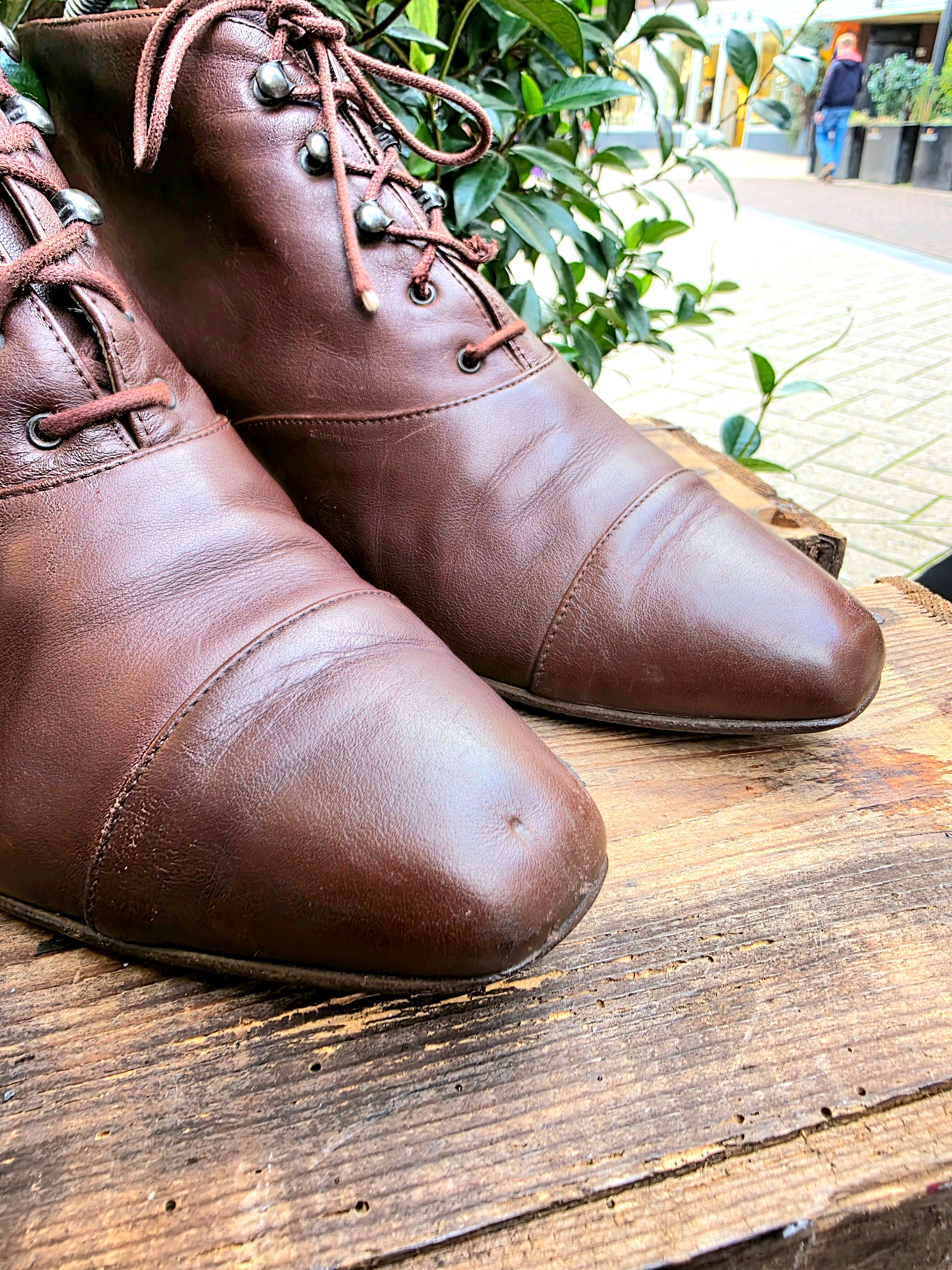 YV7069